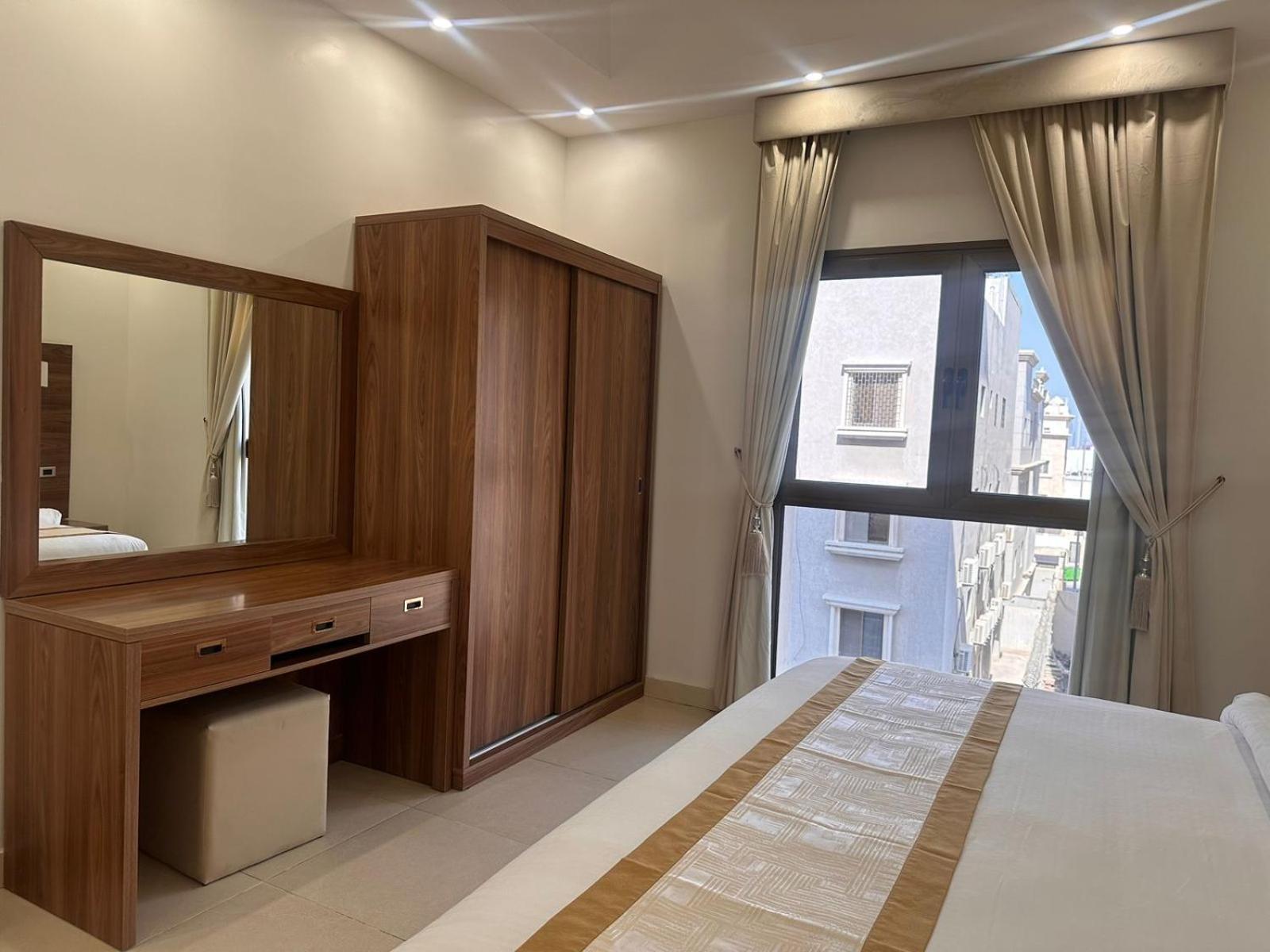 Junior Suite with Pool View photo 3
