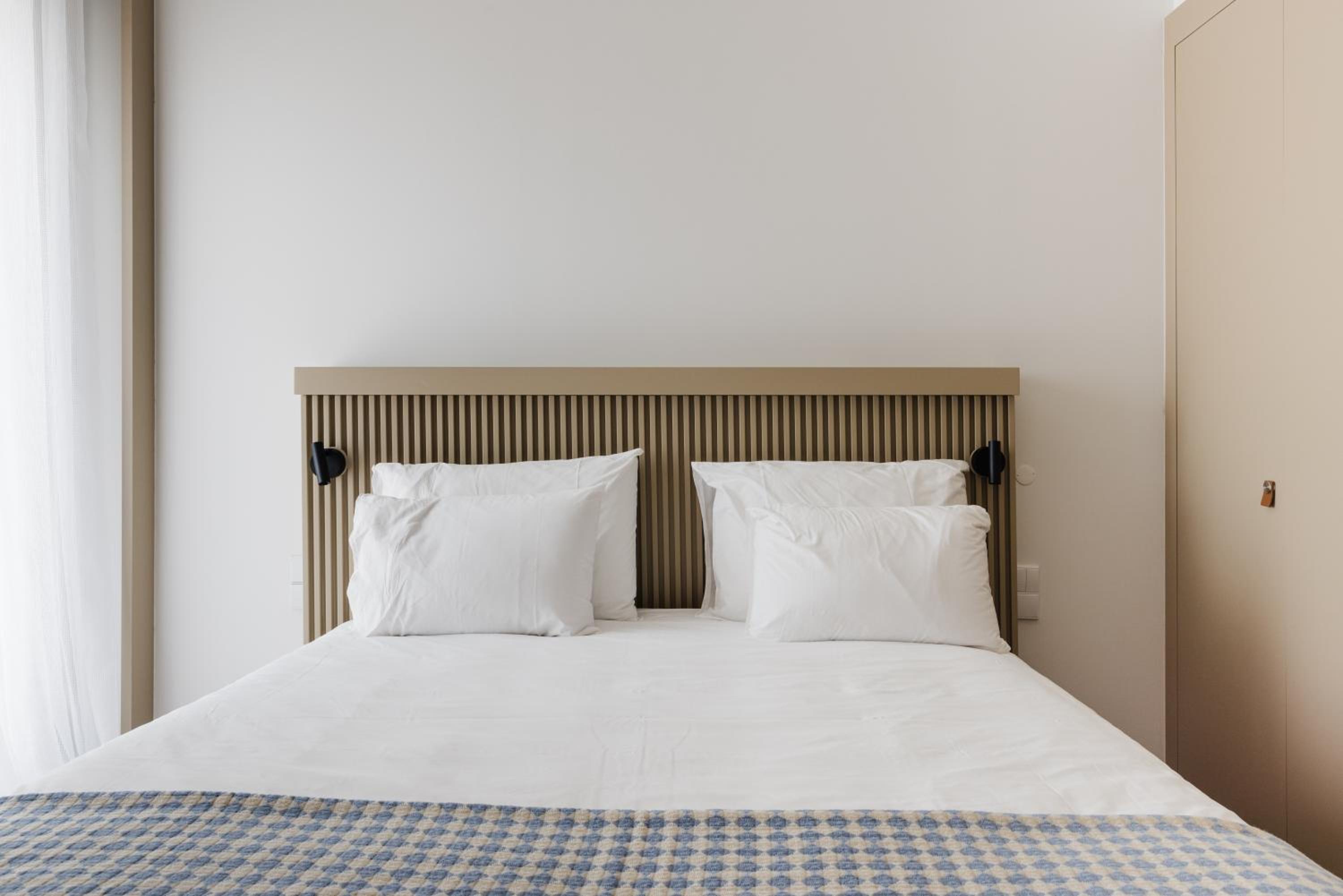 Small Double Room - Photo 2