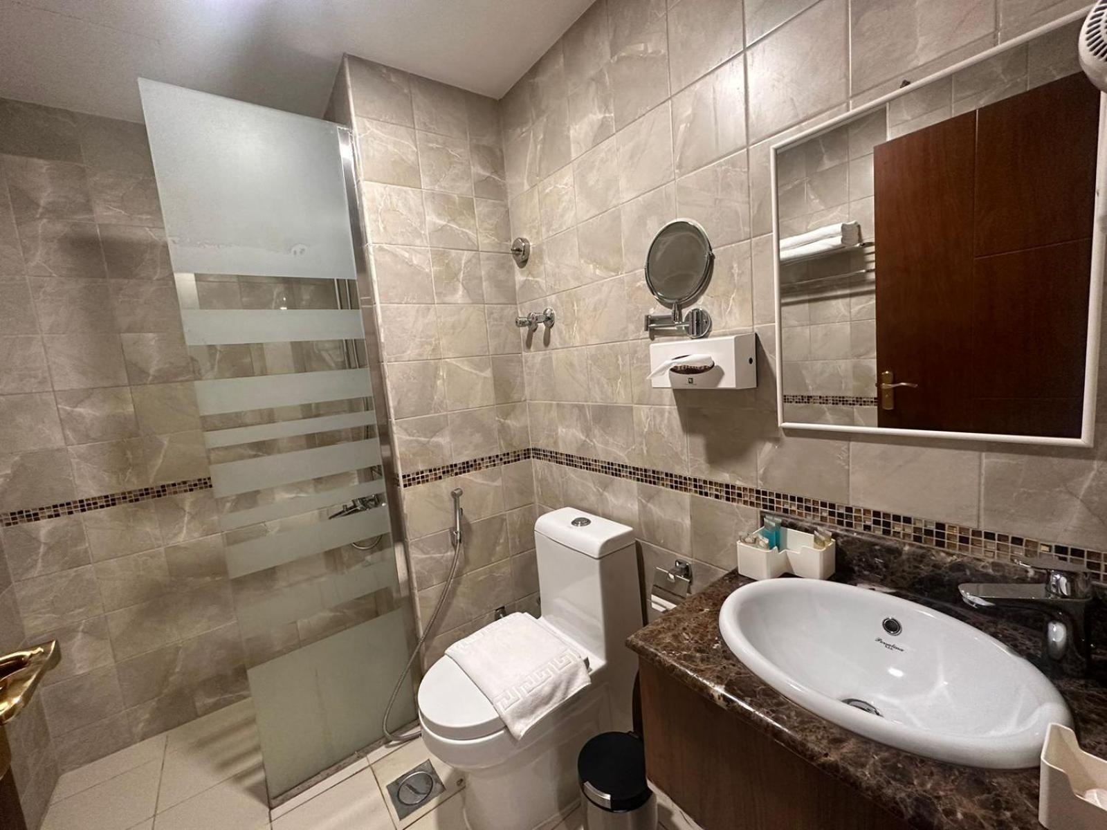 Junior Suite - Photo 8