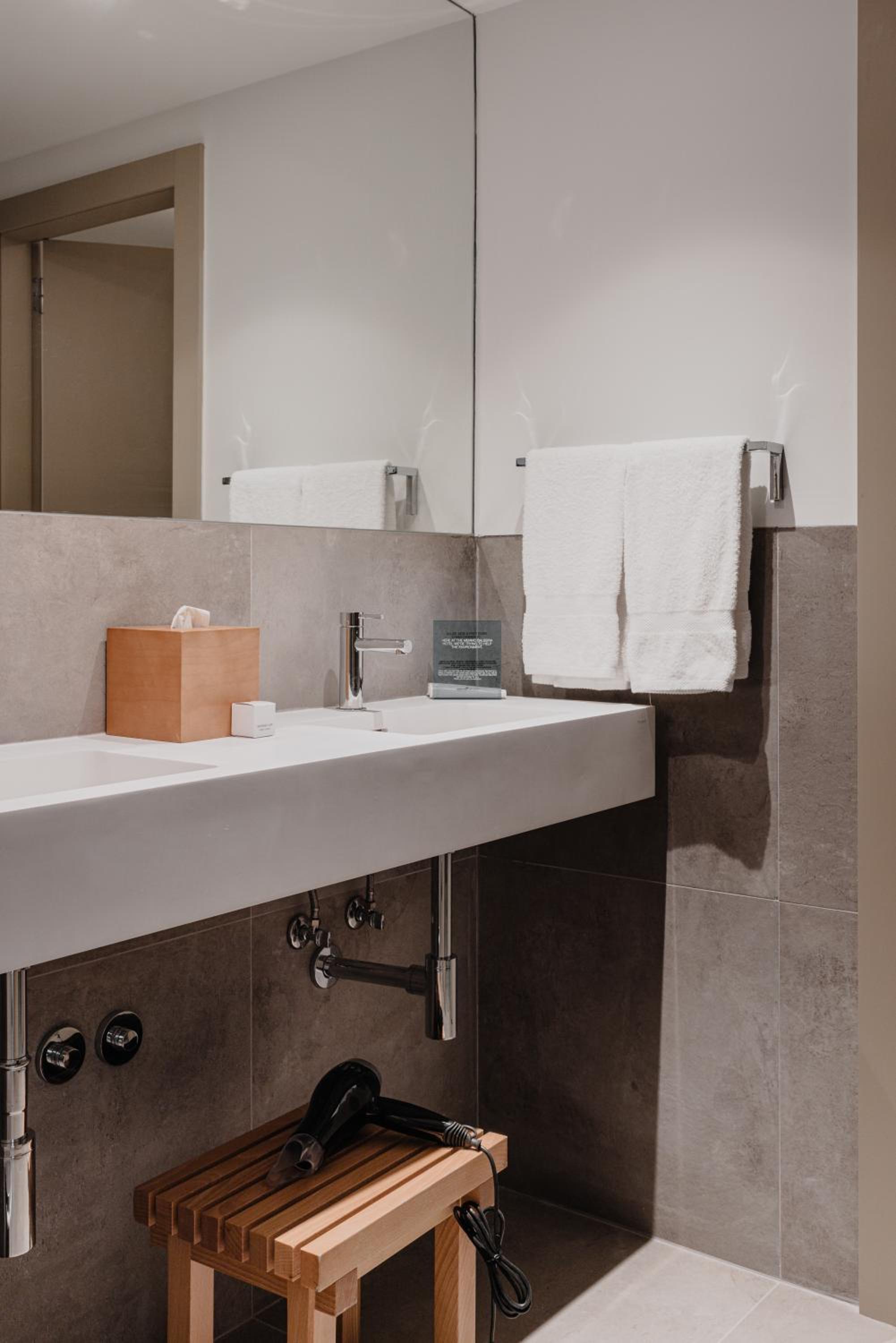 Duplex Suite - Photo 7
