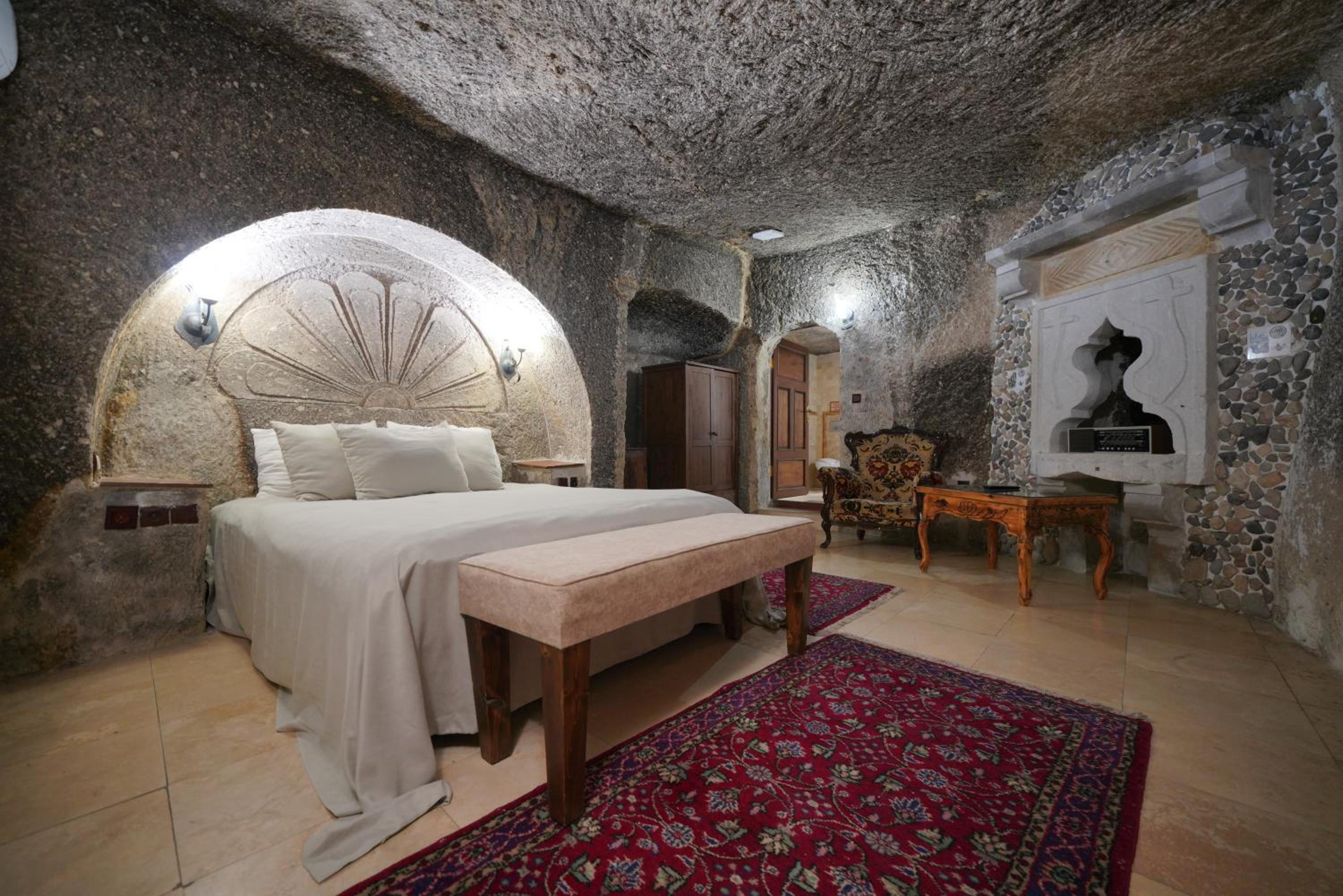 Double Cave Room  - Photo 19
