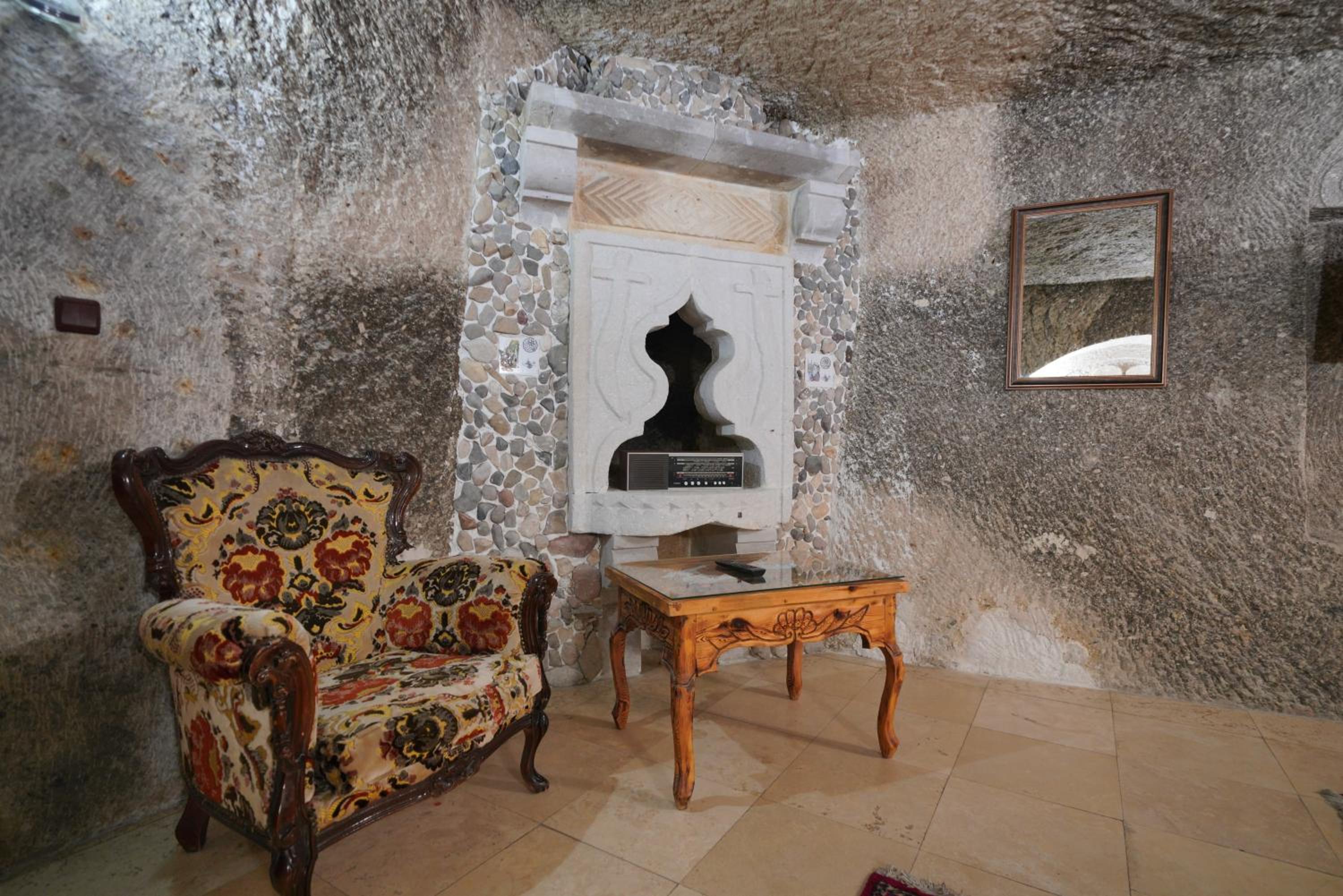 Double Cave Room  - Photo 16