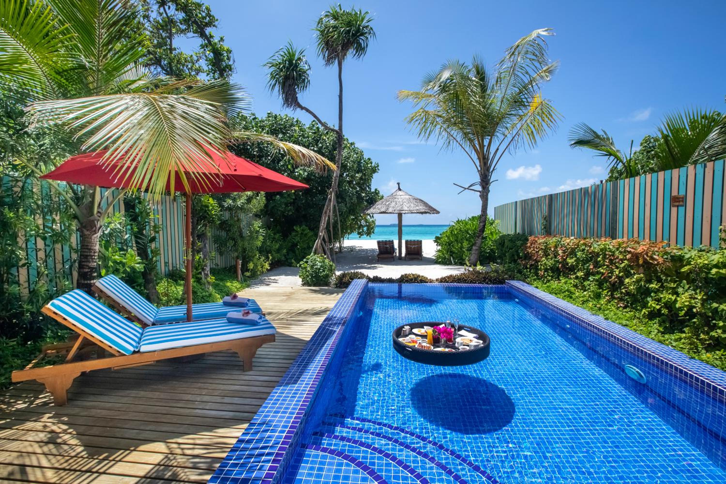 Deluxe Beach Pool Villa with One Floating Breakfast