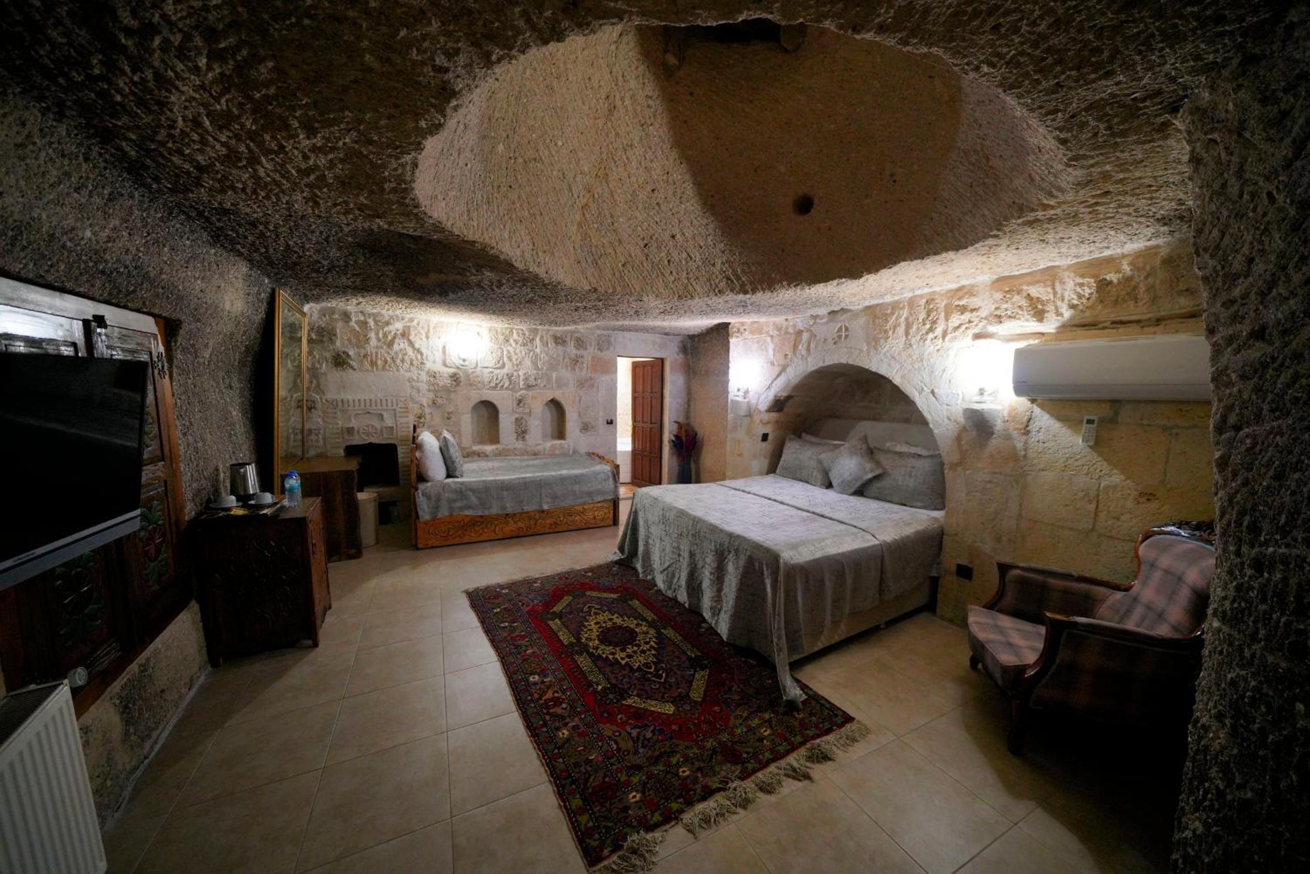 Double Cave Room  - Photo 14