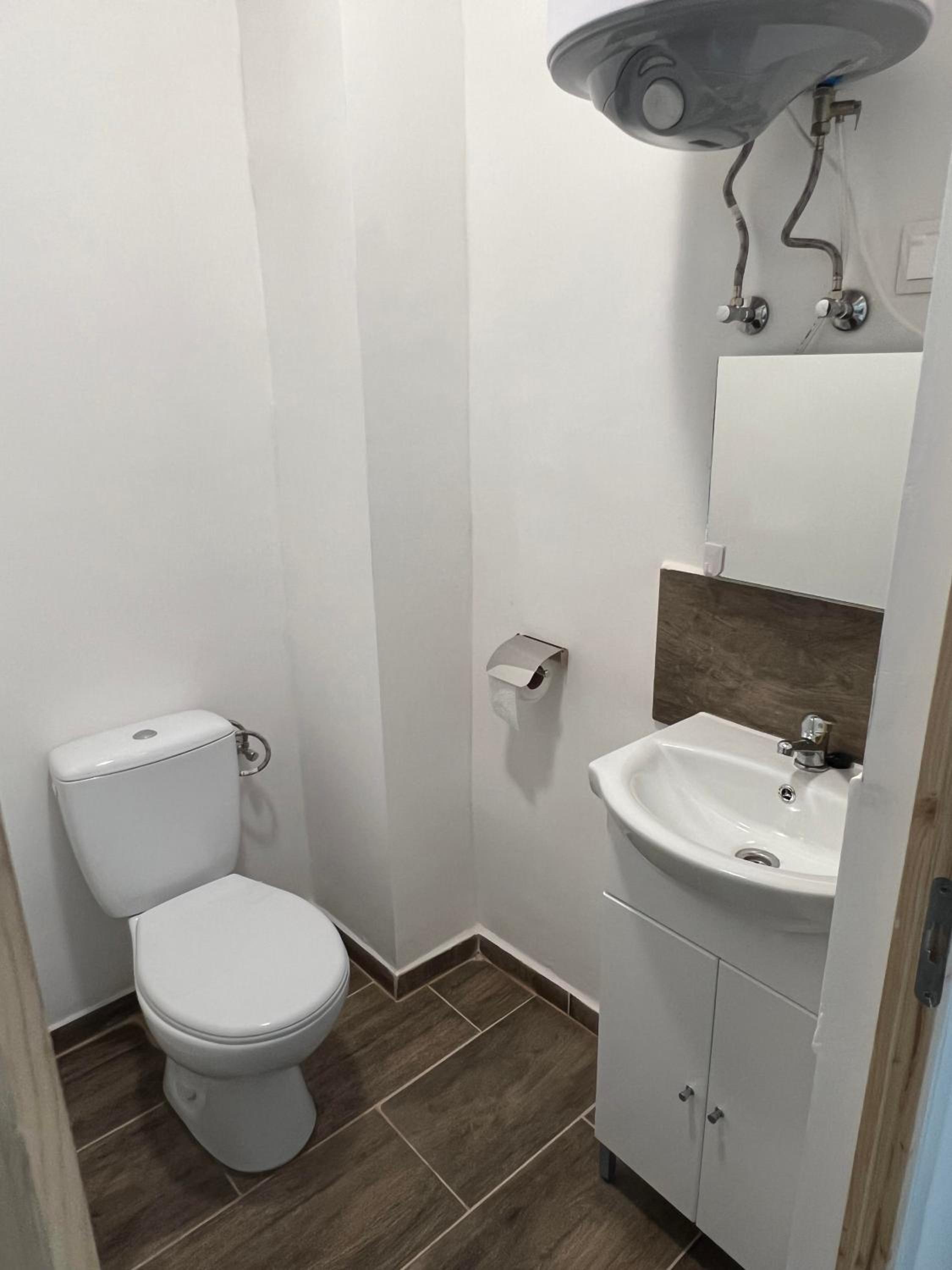 Quadruple Room With Shower photo 3