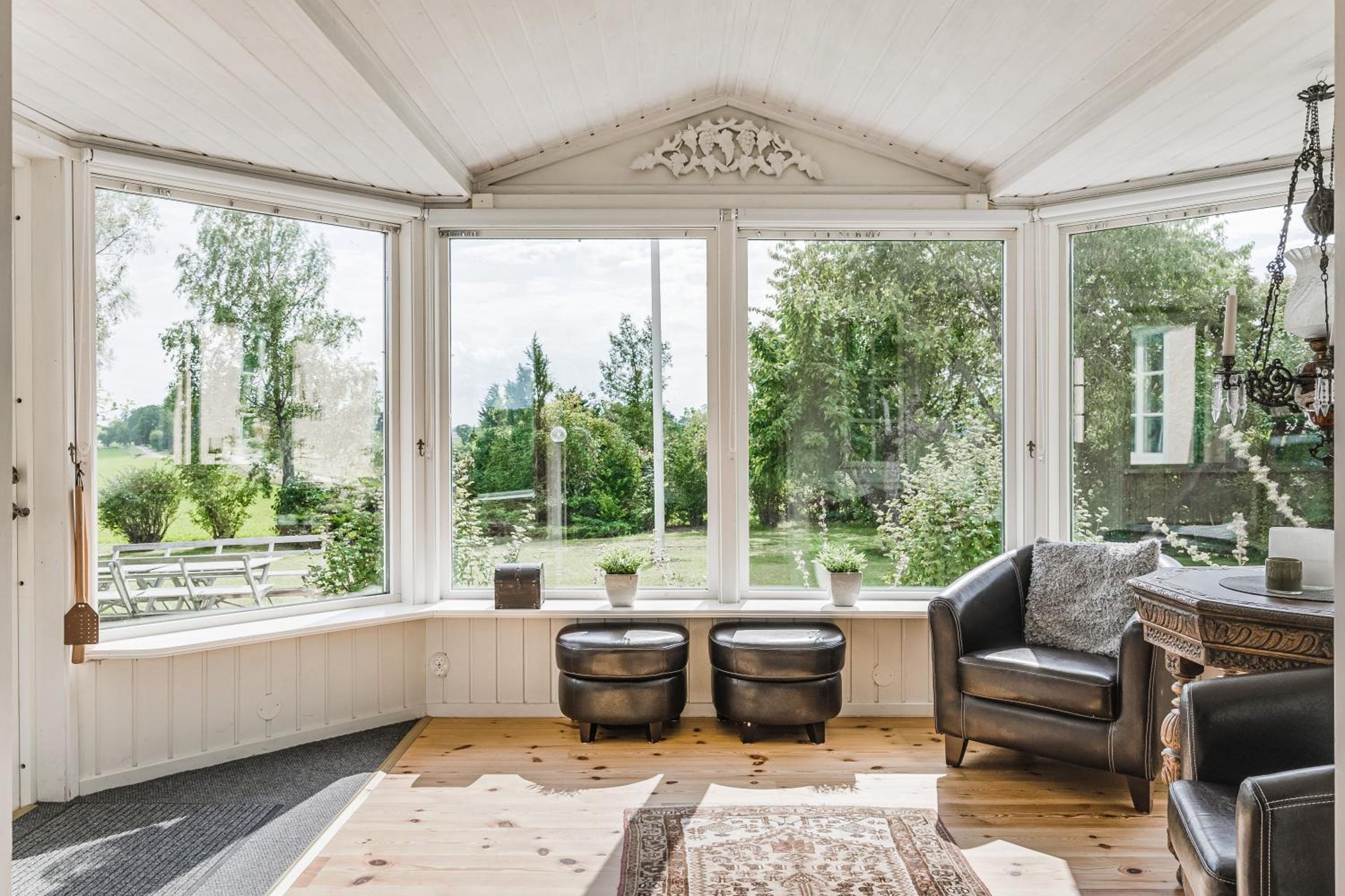 Villa - Photo 3