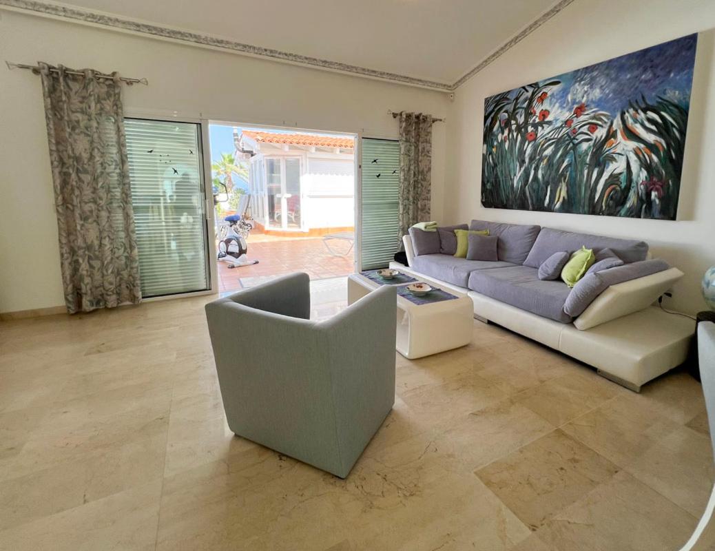 One-Bedroom Villa