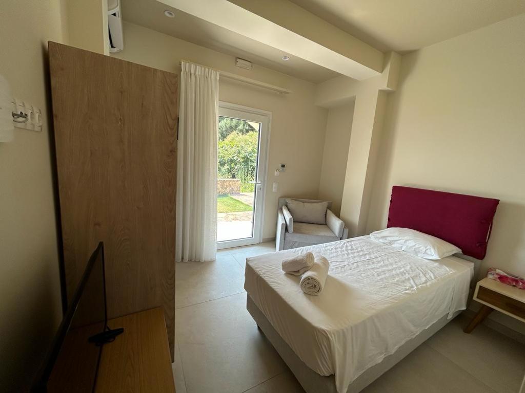 Small Single Room photo 1