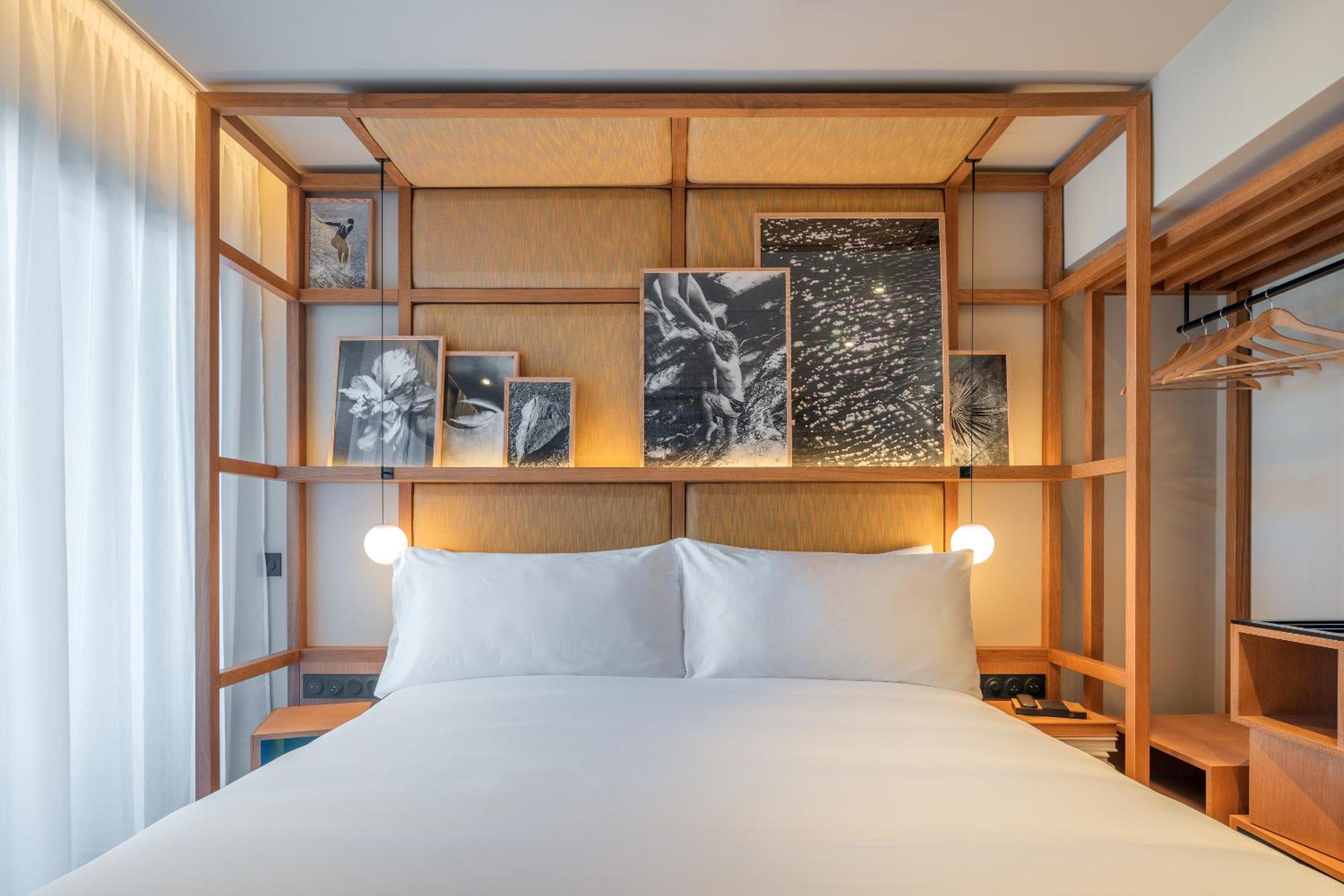 One-Bedroom Apartment with King Bed - Photo 11