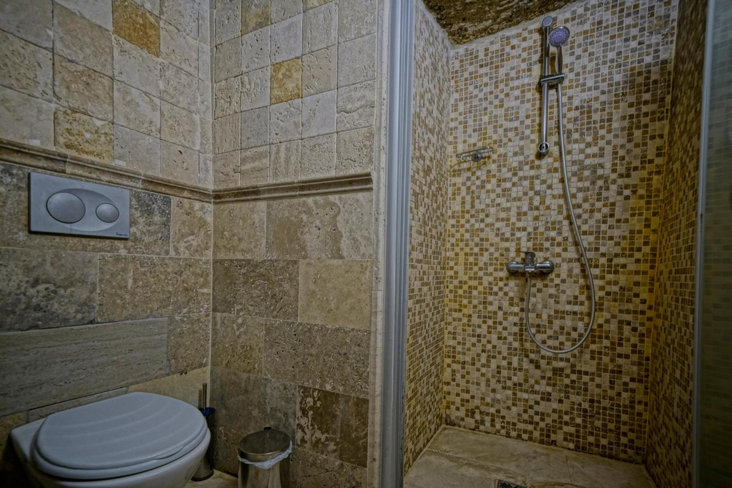 Standard Triple Room - Photo 24