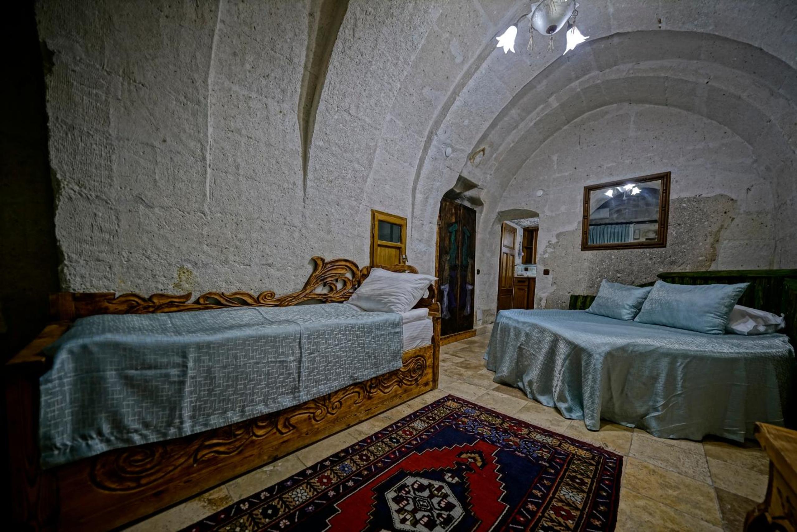 Standard Triple Room - Photo 20