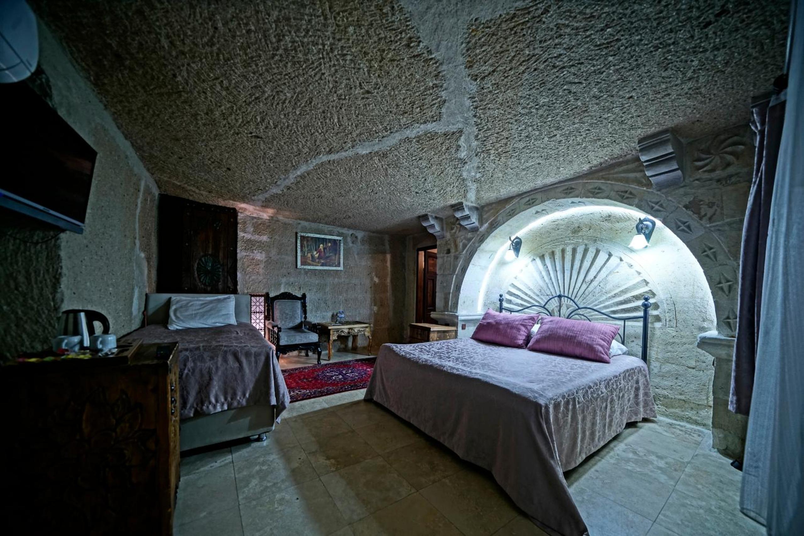 Standard Triple Room - Photo 19