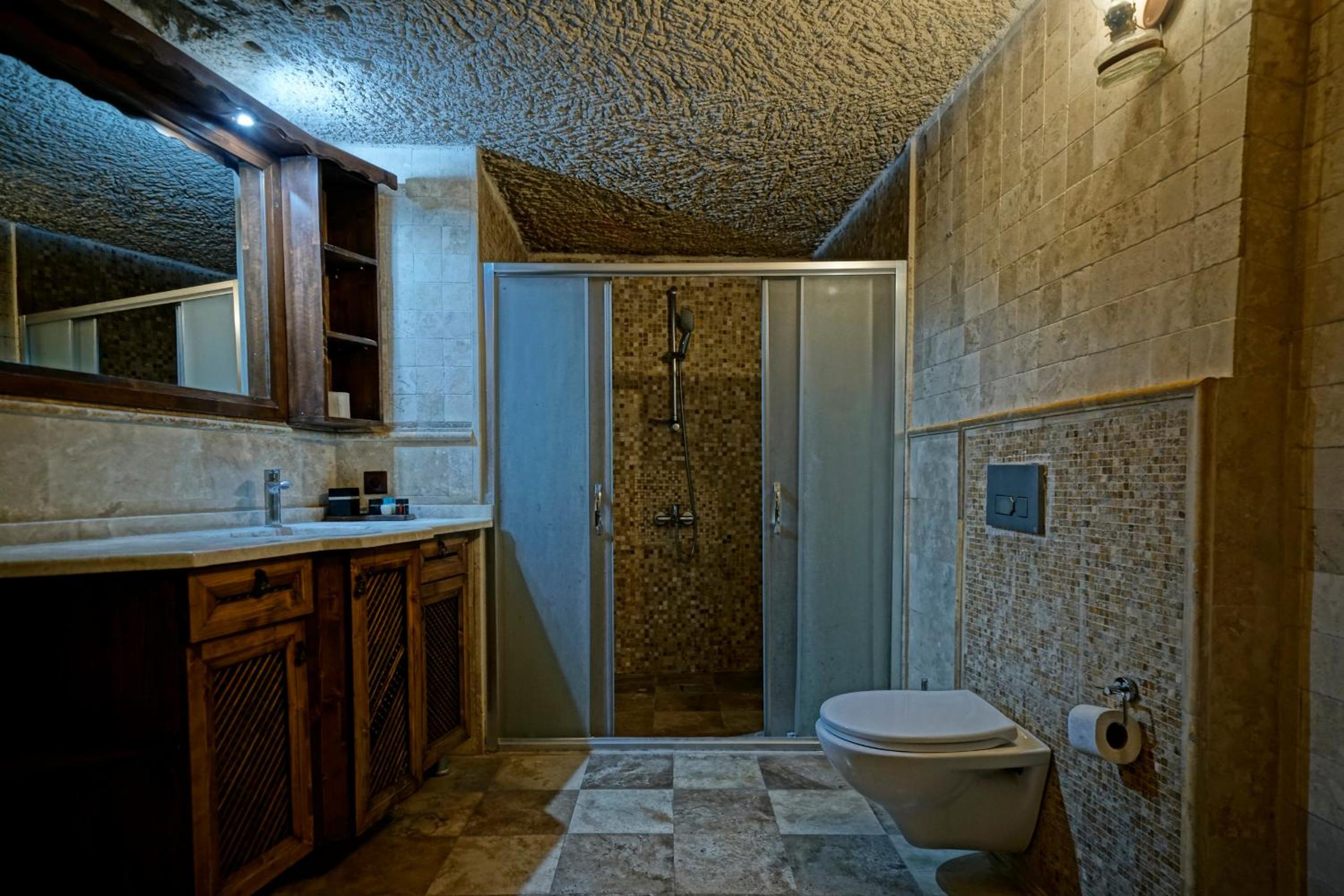 Standard Triple Room - Photo 12