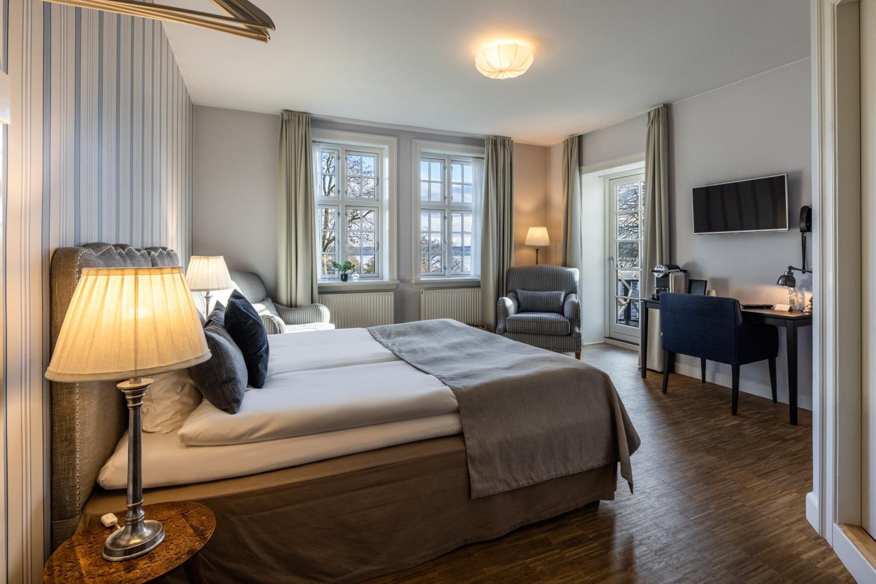 Seaside Double Room with Shower and Balcony or Terrace photo 3