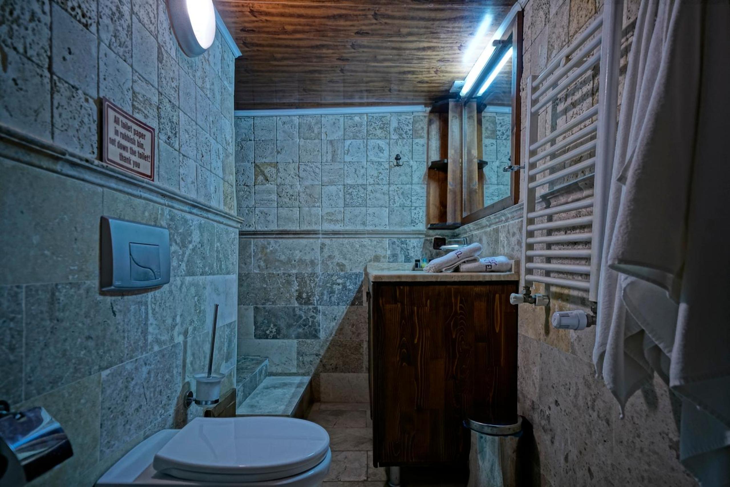 Standard Triple Room - Photo 7