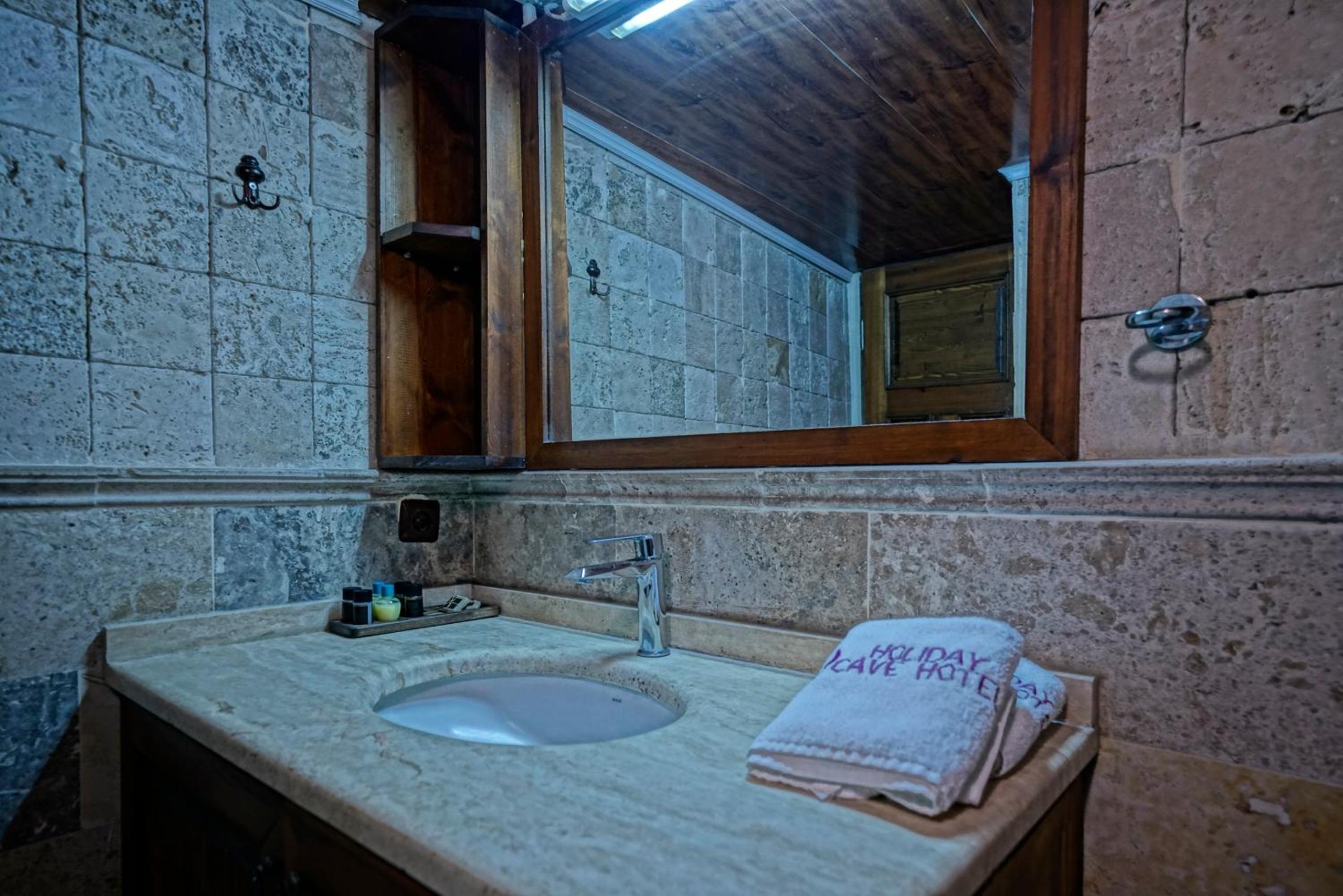 Standard Triple Room - Photo 2