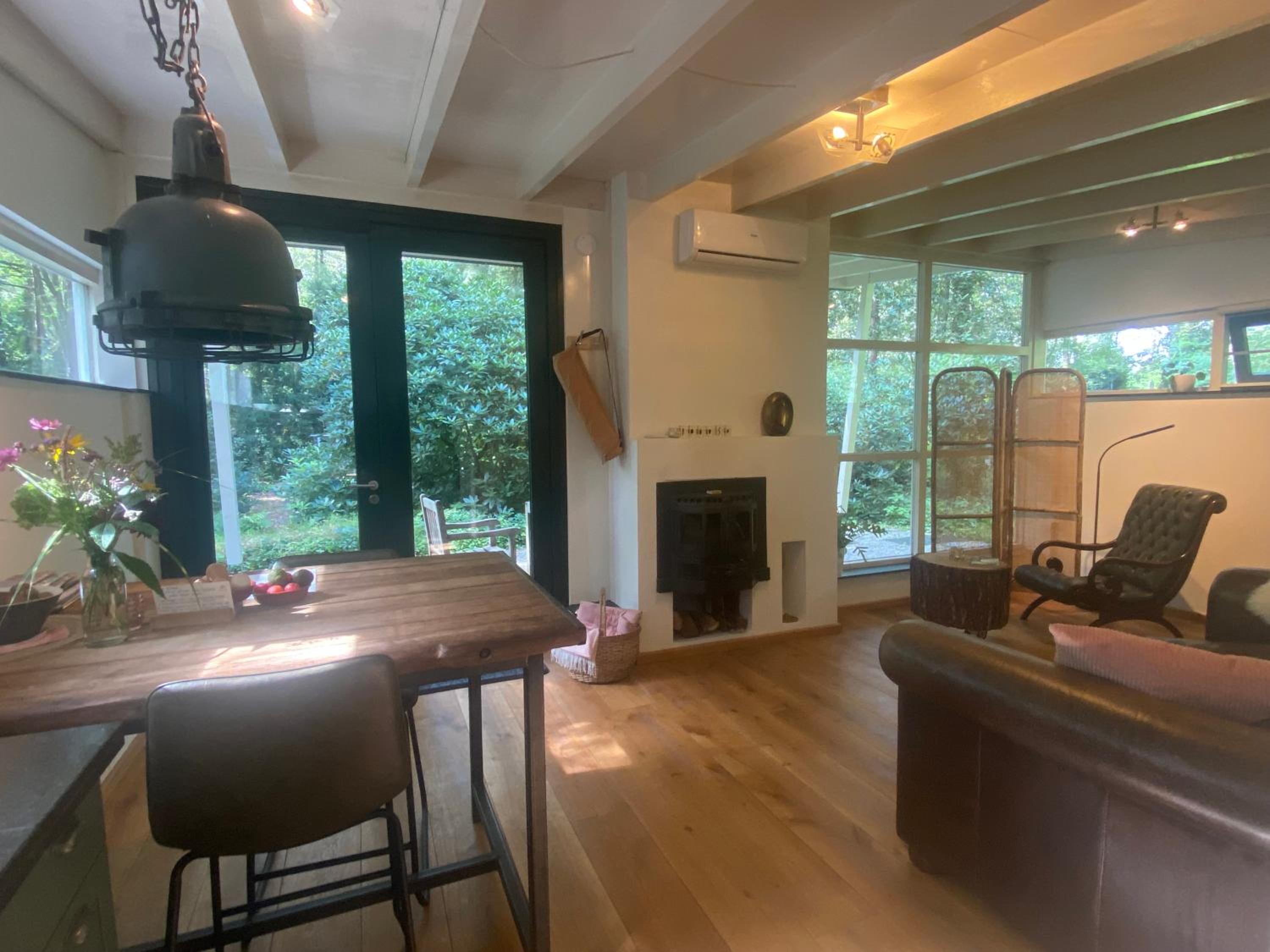 One-Bedroom House photo 2