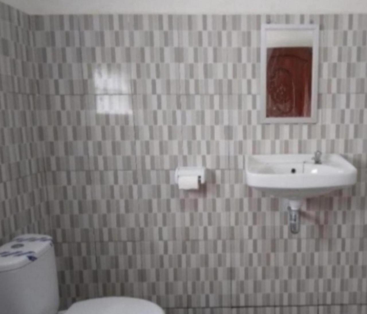 Deluxe Double Room (2 Adults + 1 Child) photo 2