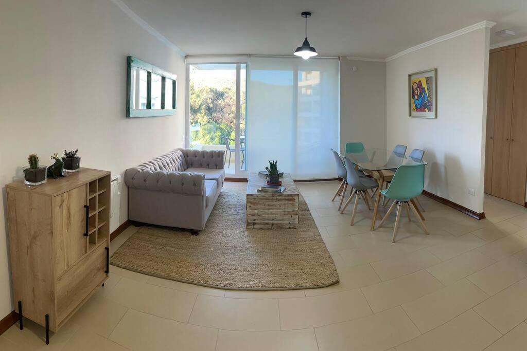 Two-Bedroom Apartment photo 2