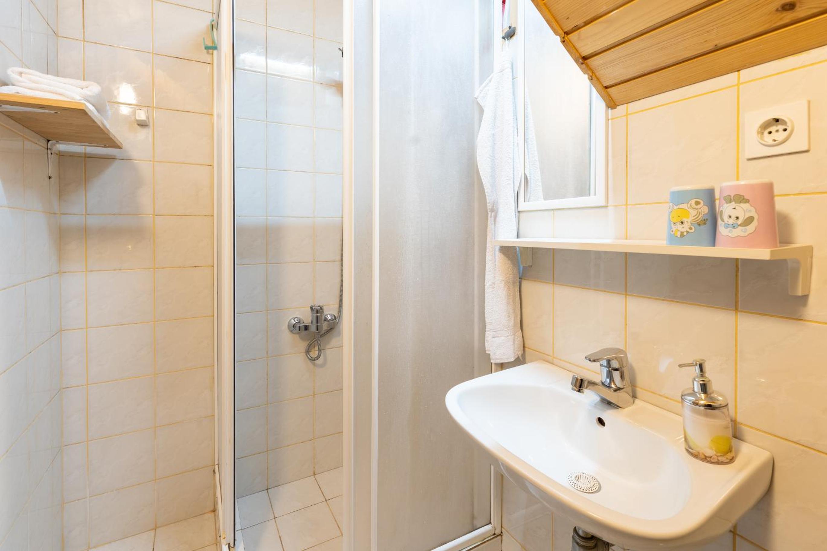 Studio Apartment photo 3