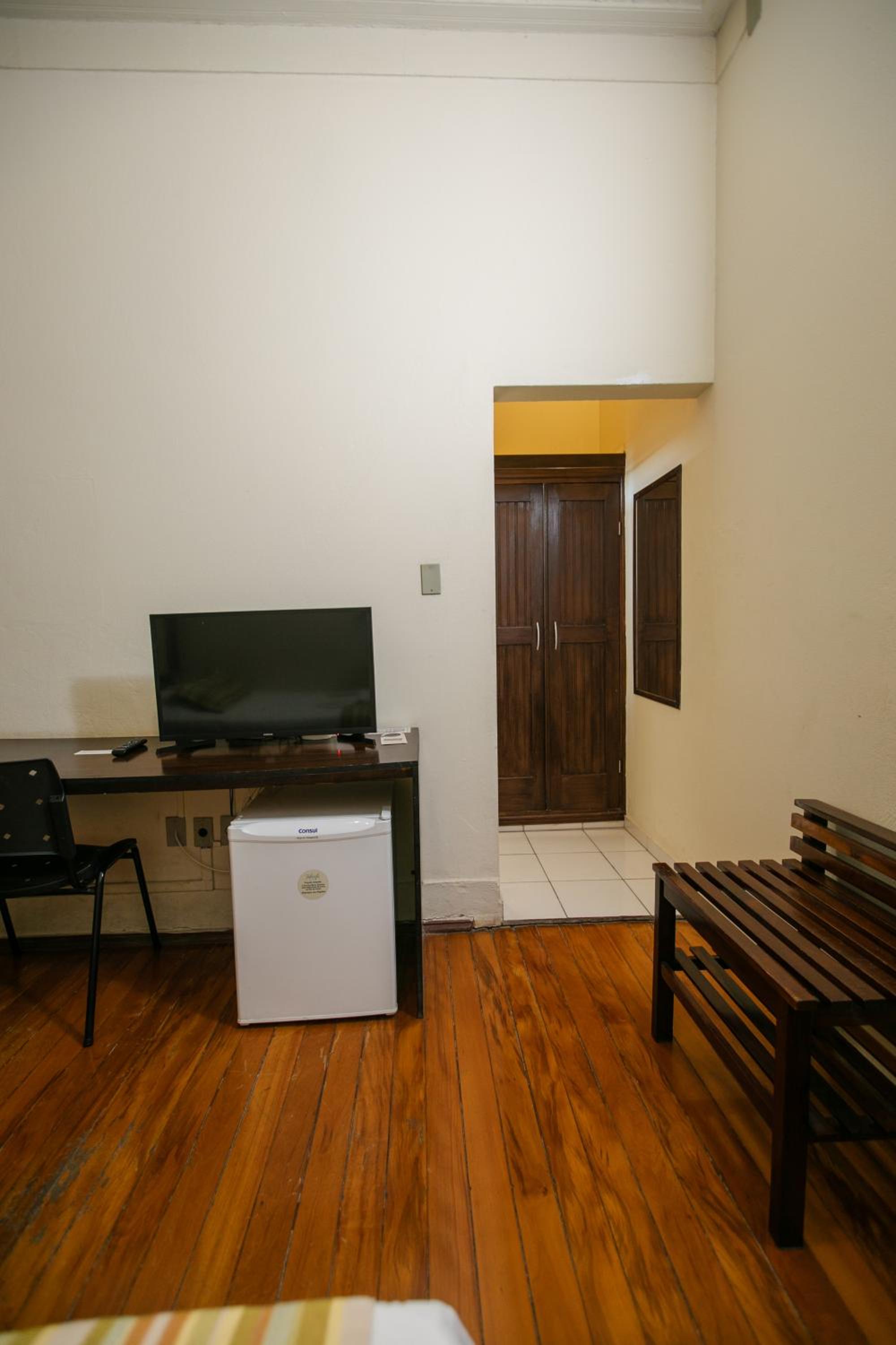 Standard Twin Room photo 2
