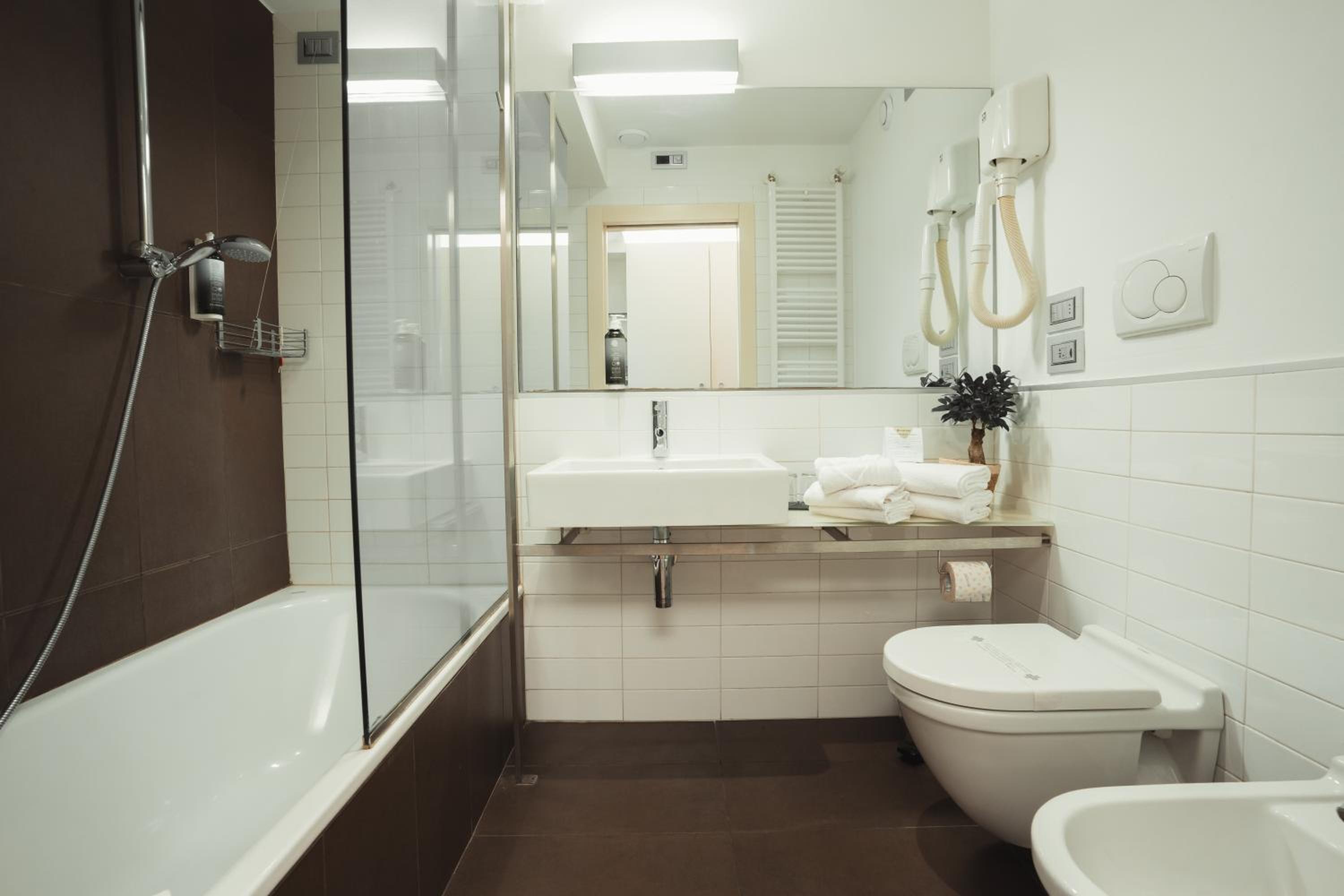 Triple Room - Photo 4