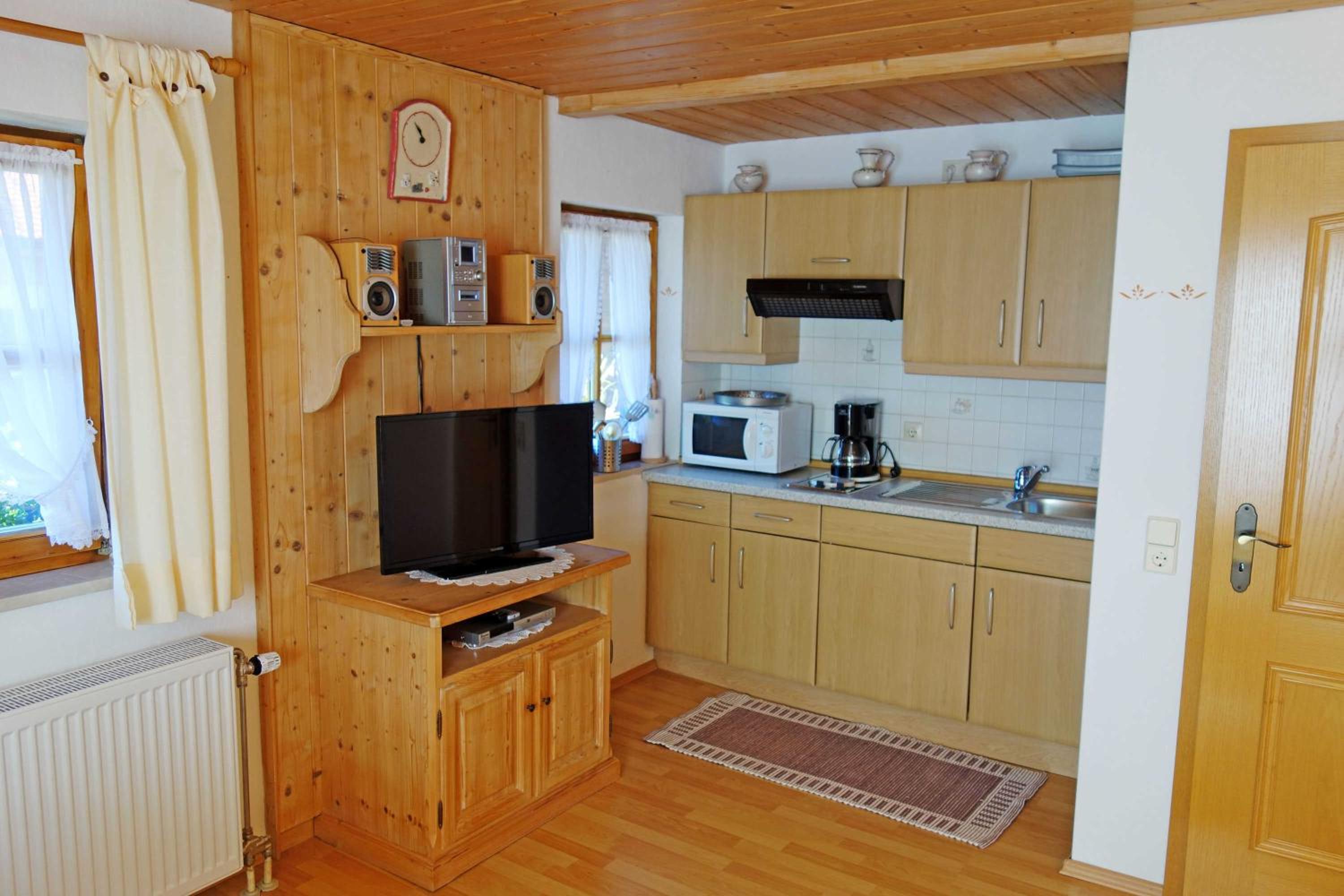 One-Bedroom Apartment with Balcony photo 3