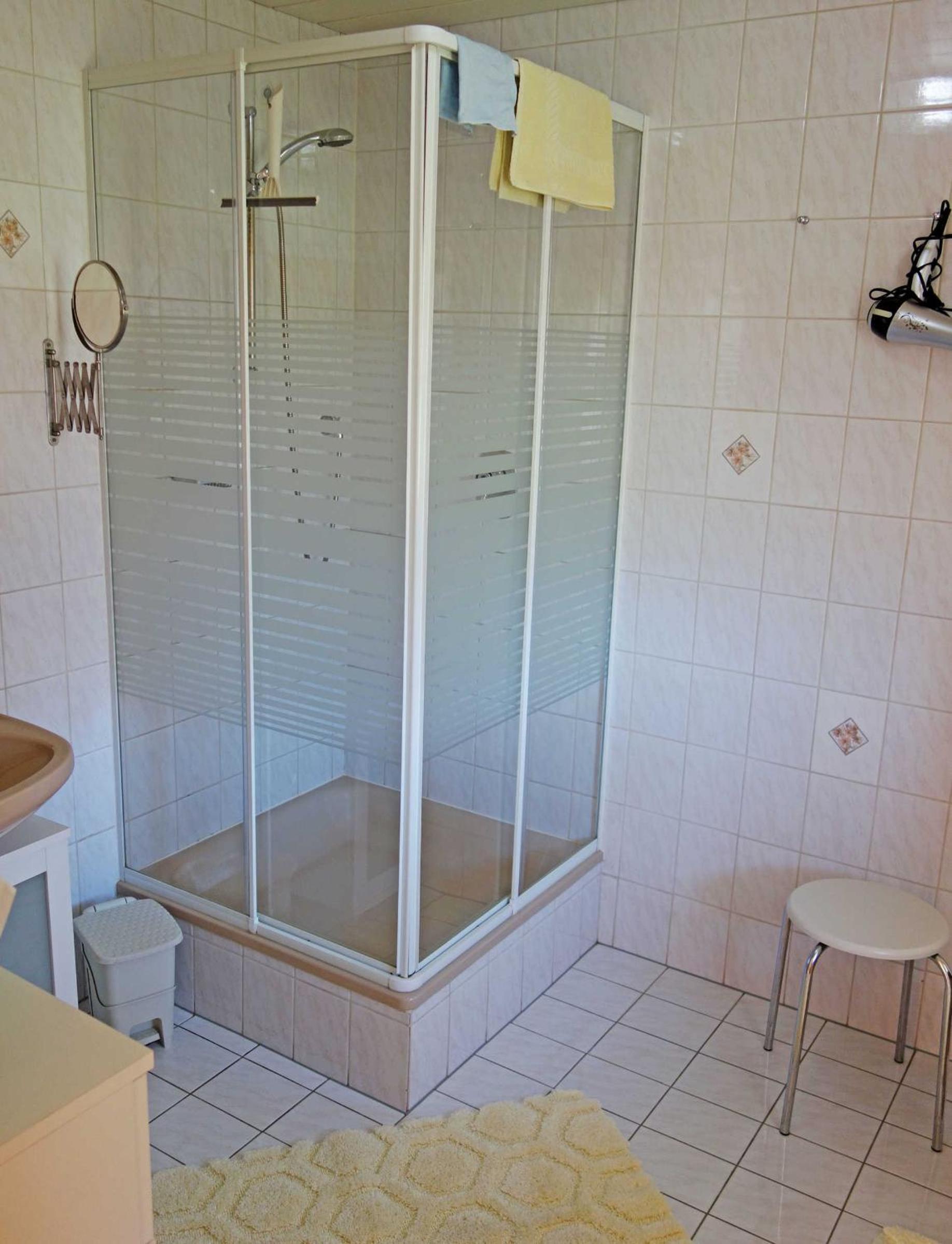 One-Bedroom Apartment with Balcony photo 2