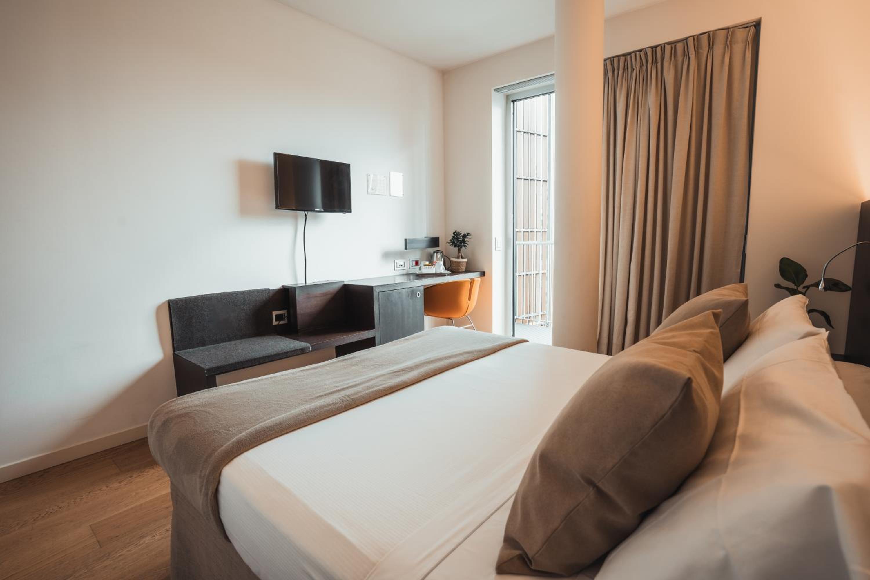 Double or Twin Room photo 3