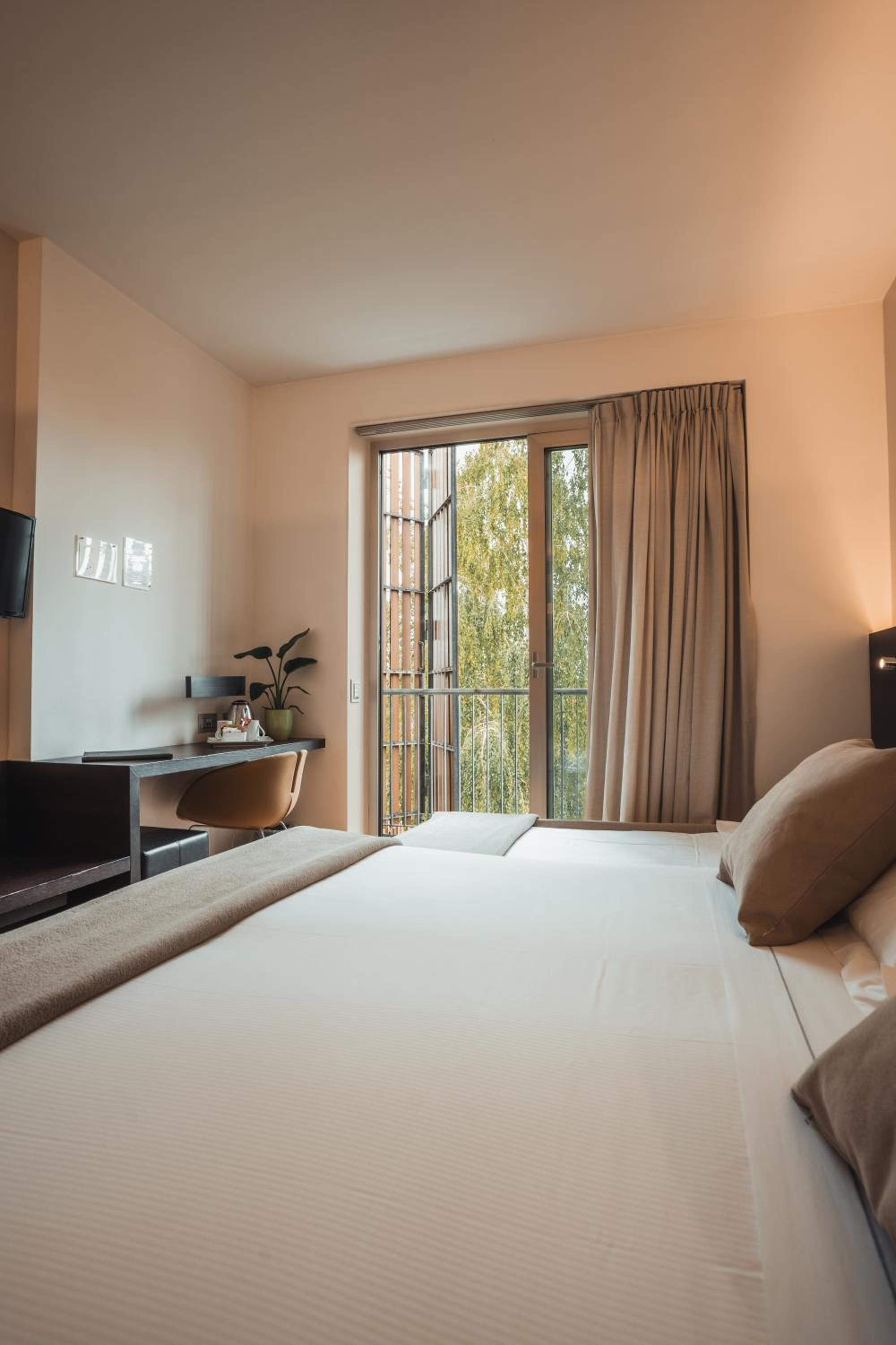 Superior Triple Room  photo 3
