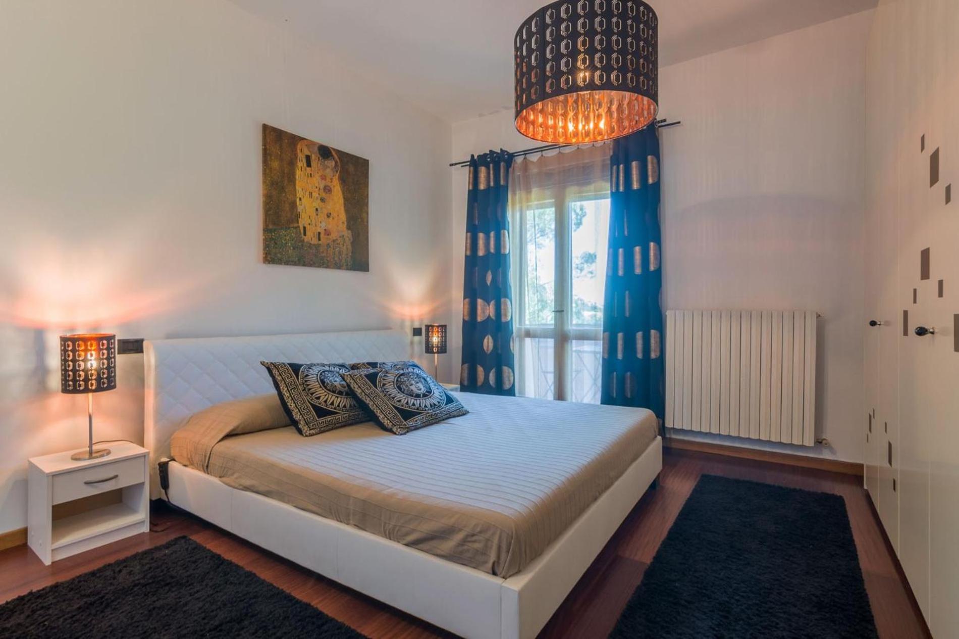 Four-Bedroom Villa photo 1