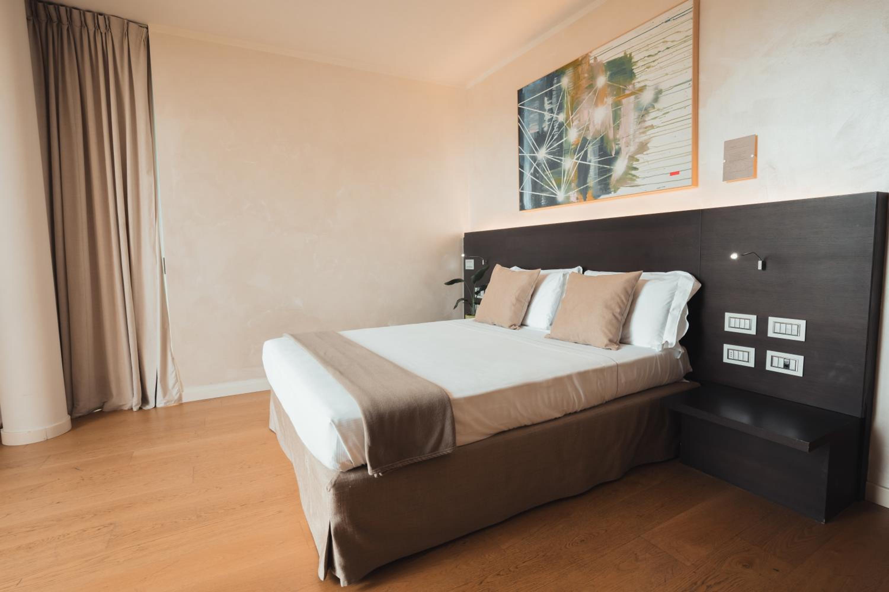 Deluxe Triple Room photo 3