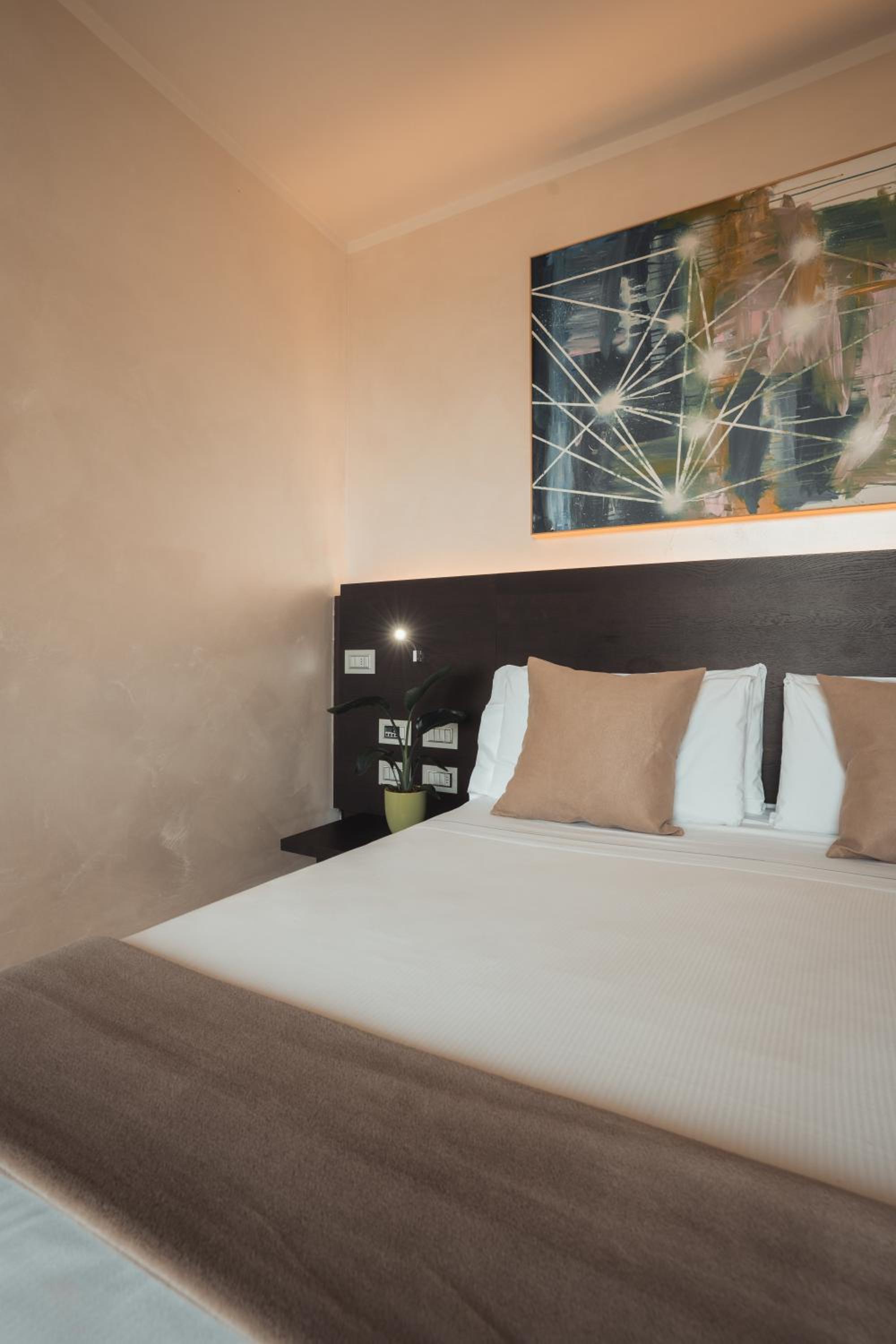 Deluxe Triple Room photo 2