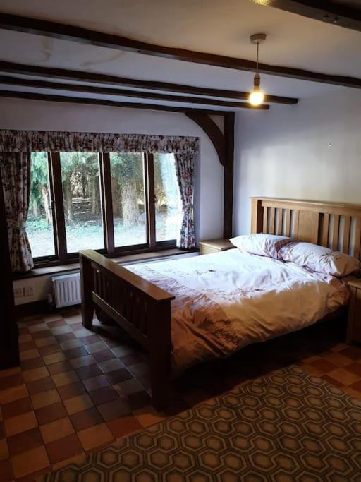 Three-Bedroom House photo 1