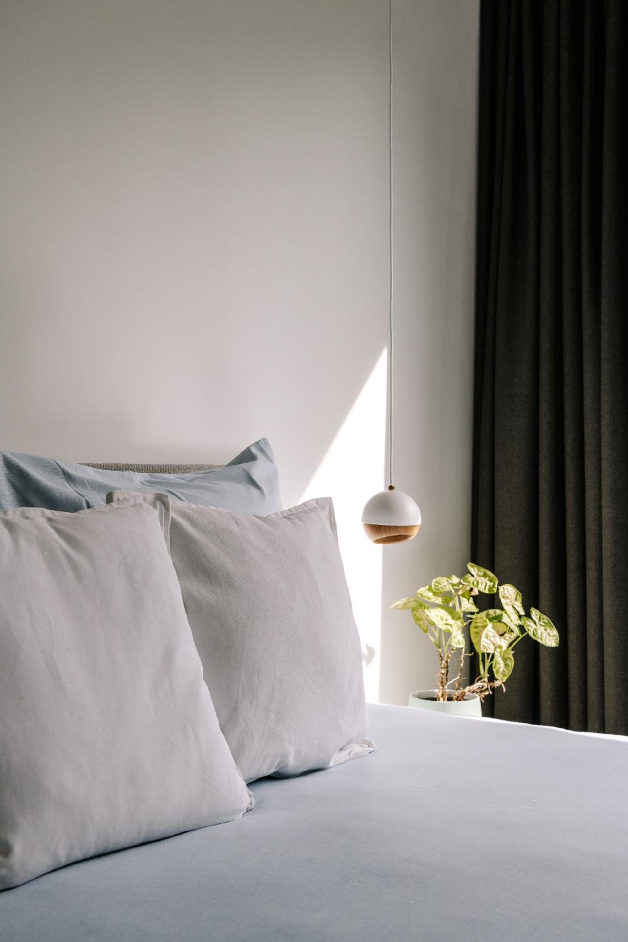 Standard King Room photo 2