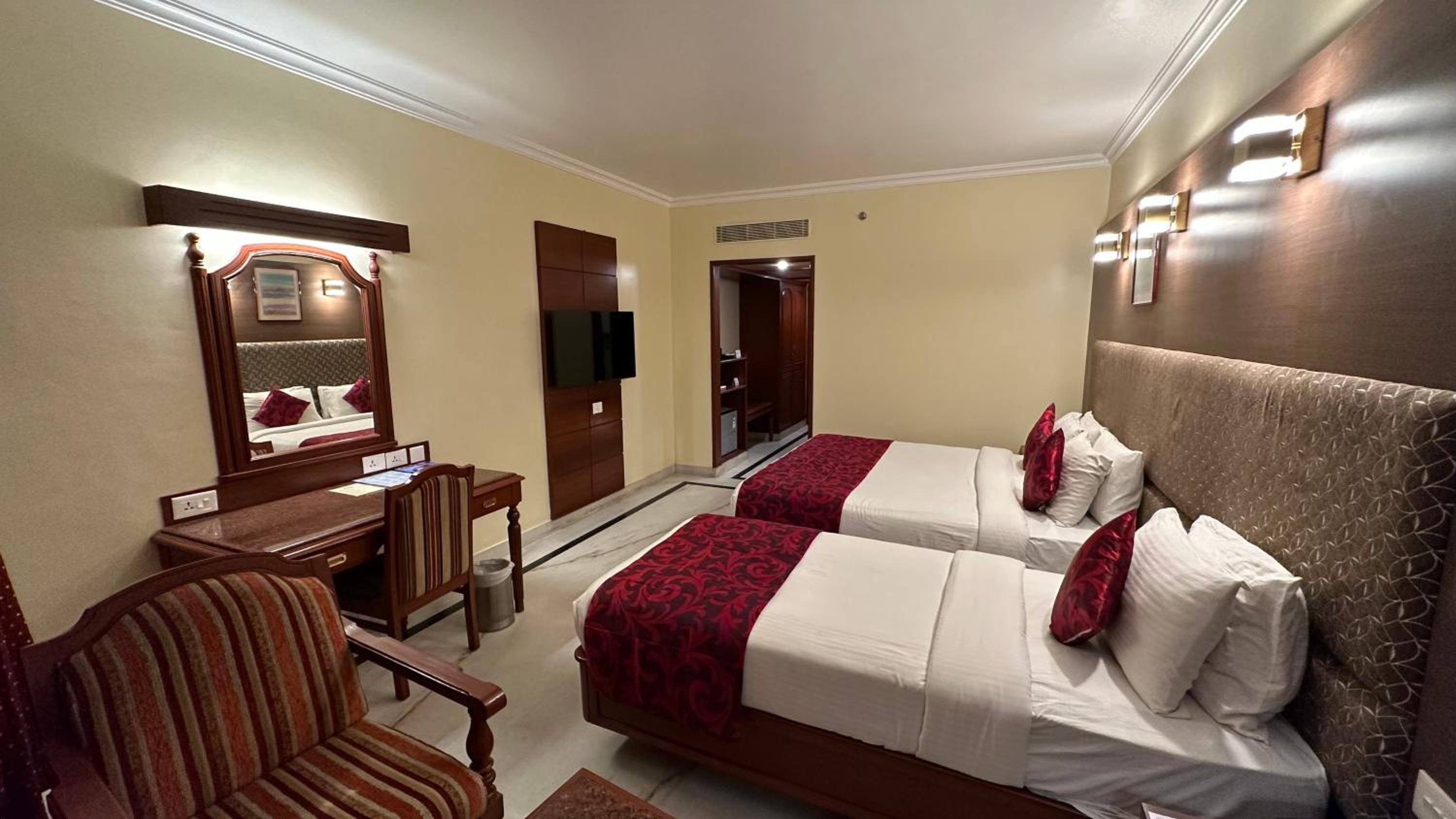 Premium Triple Room - Photo 24