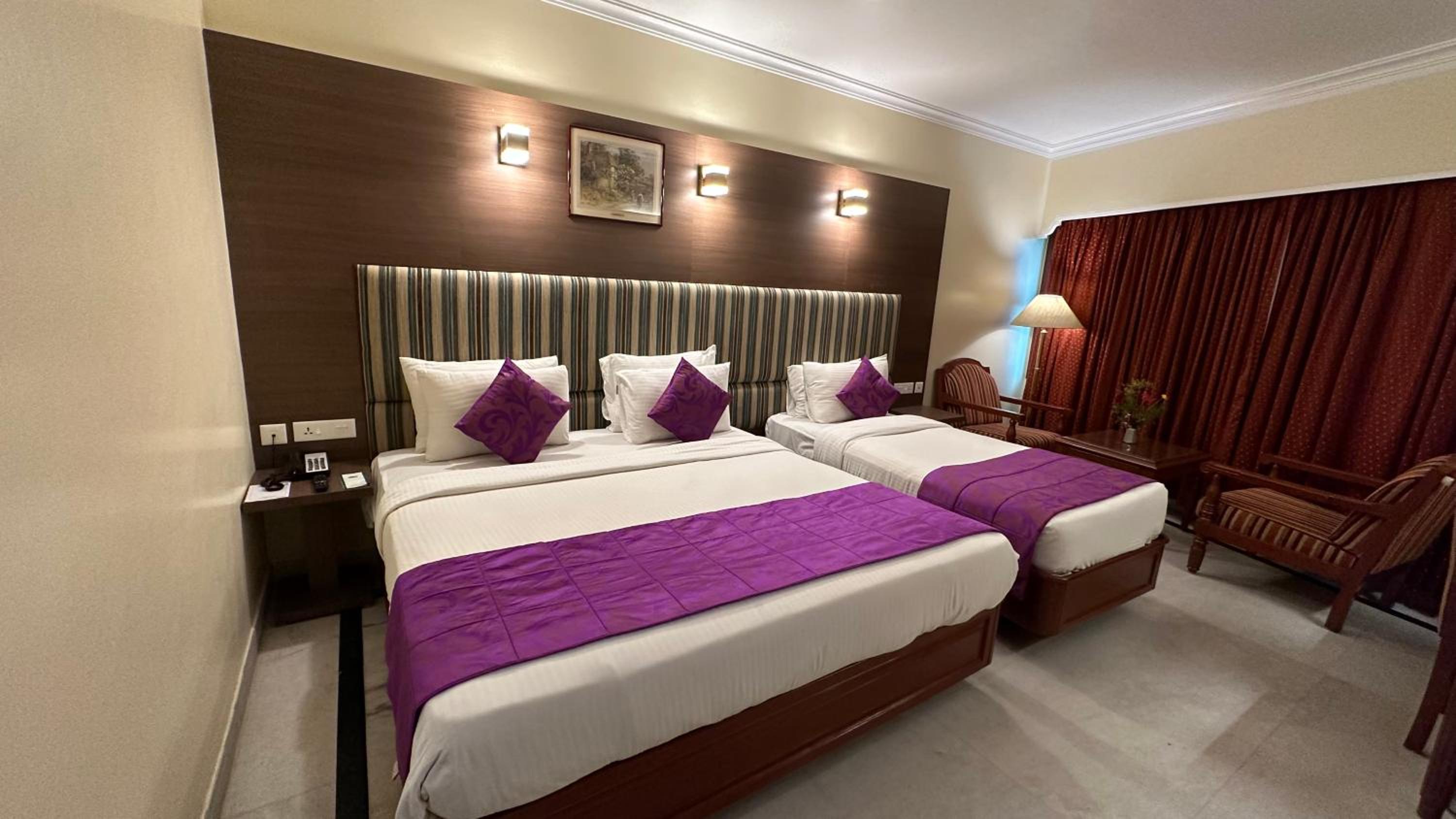 Premium Triple Room - Photo 18
