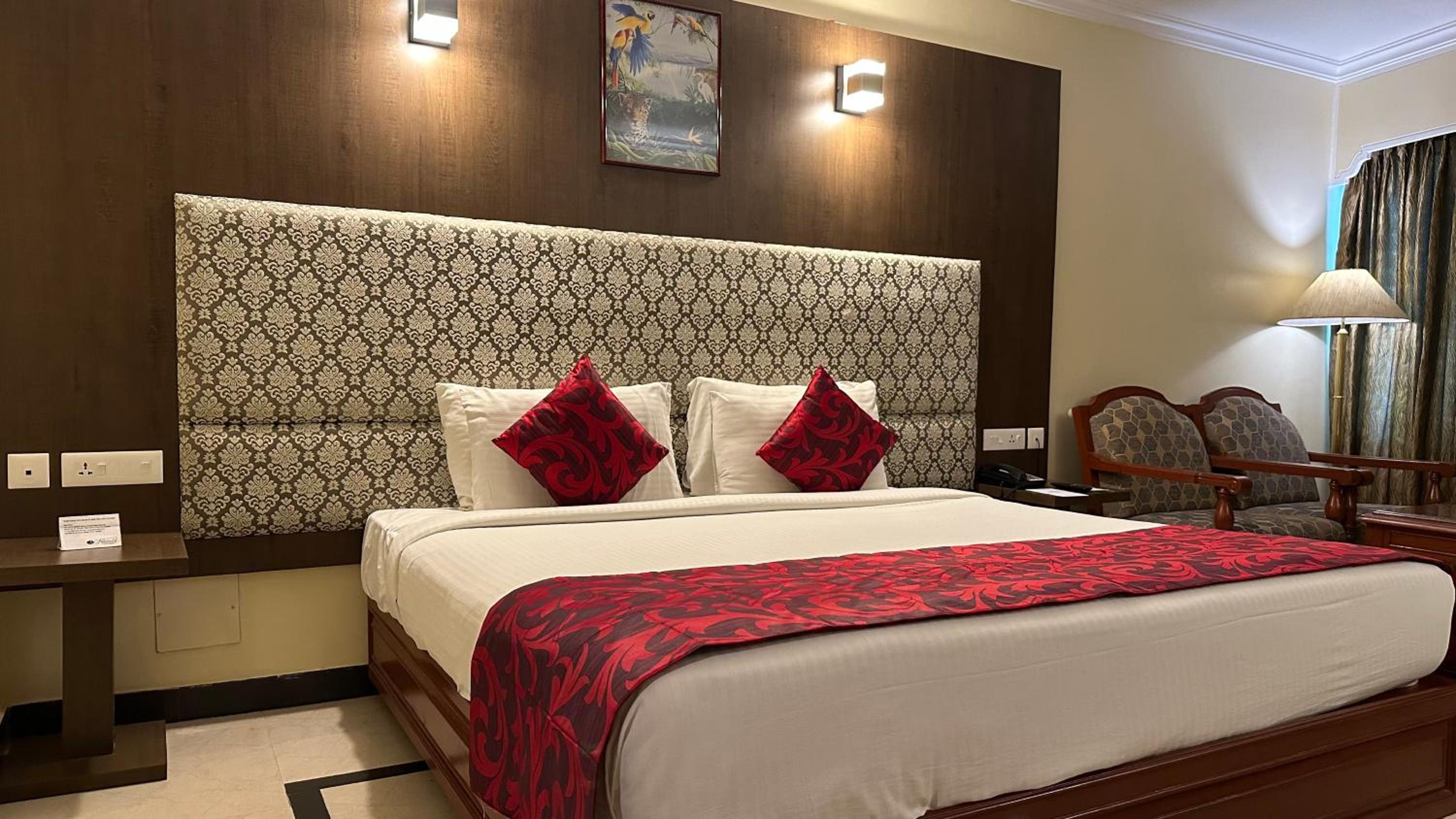 Deluxe Family Room - Photo 10