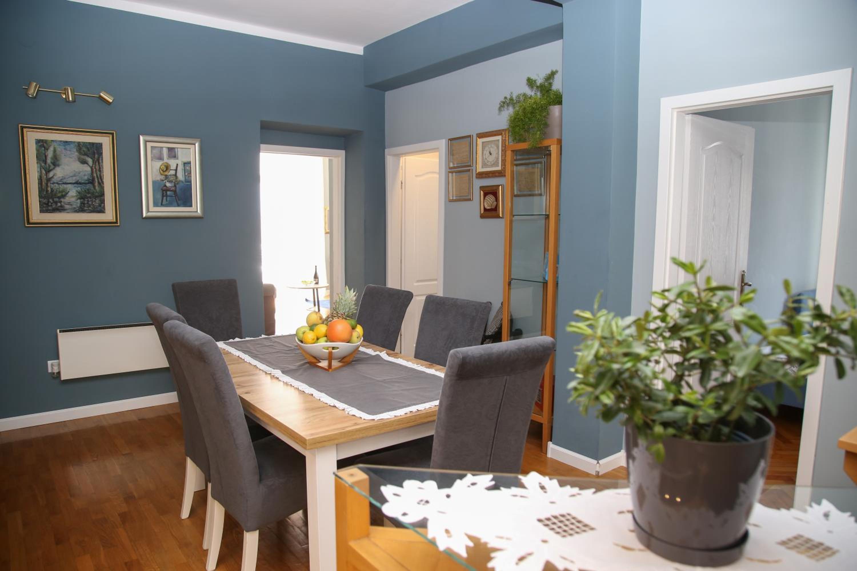 Apartment - Photo 20