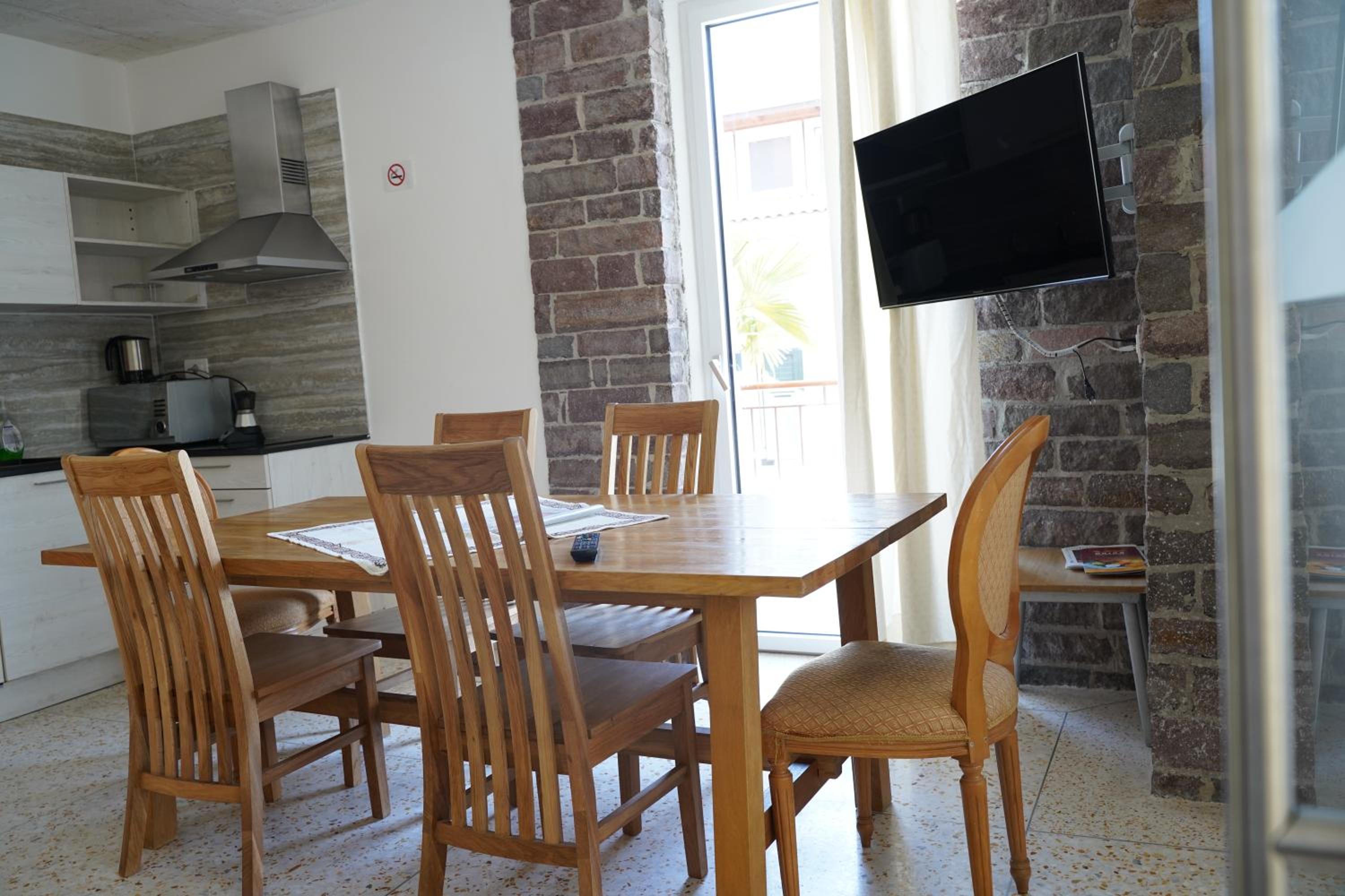 Two-Bedroom Apartment - Photo 30