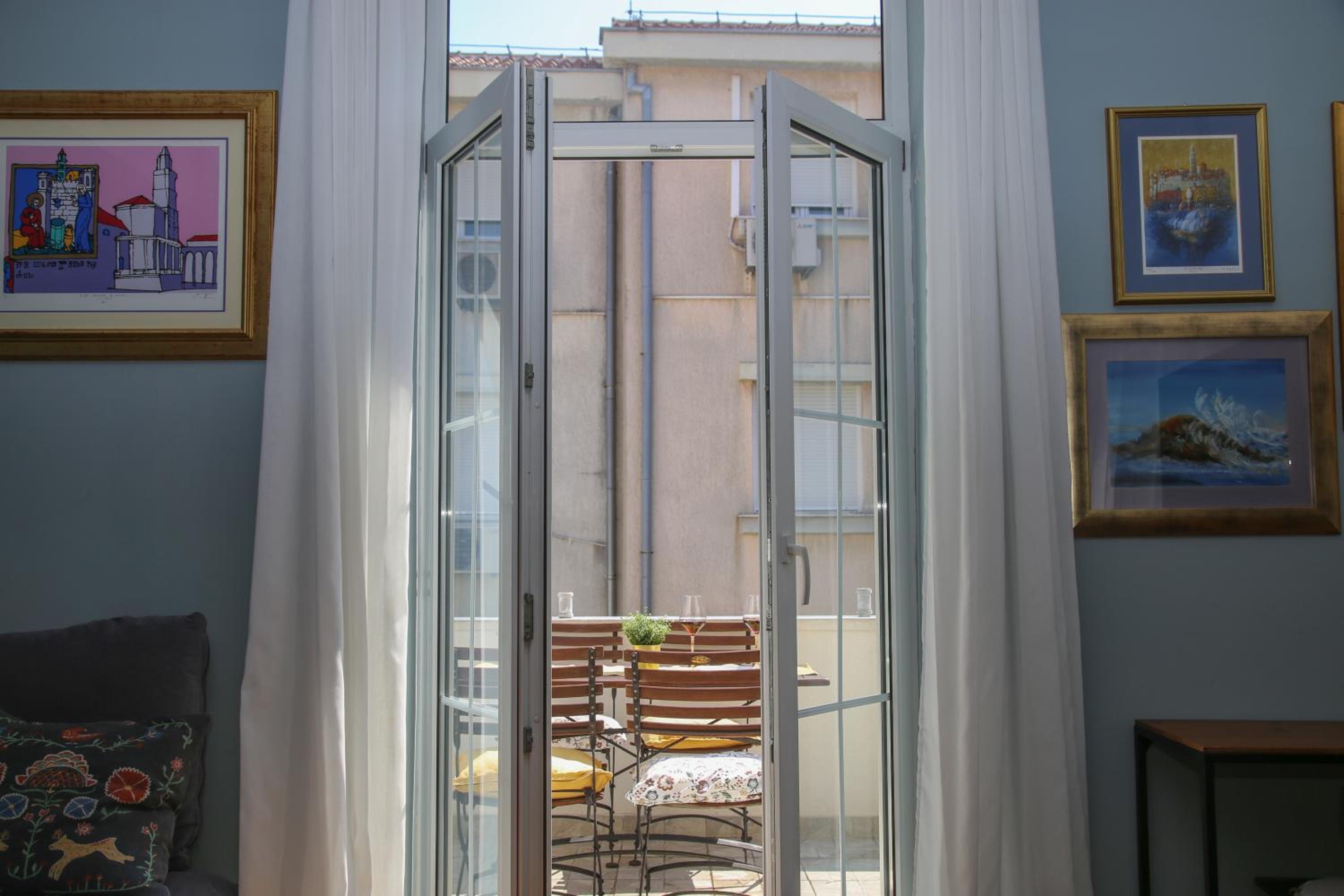 Apartment - Photo 13