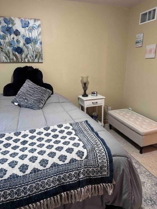 One-Bedroom House photo 2