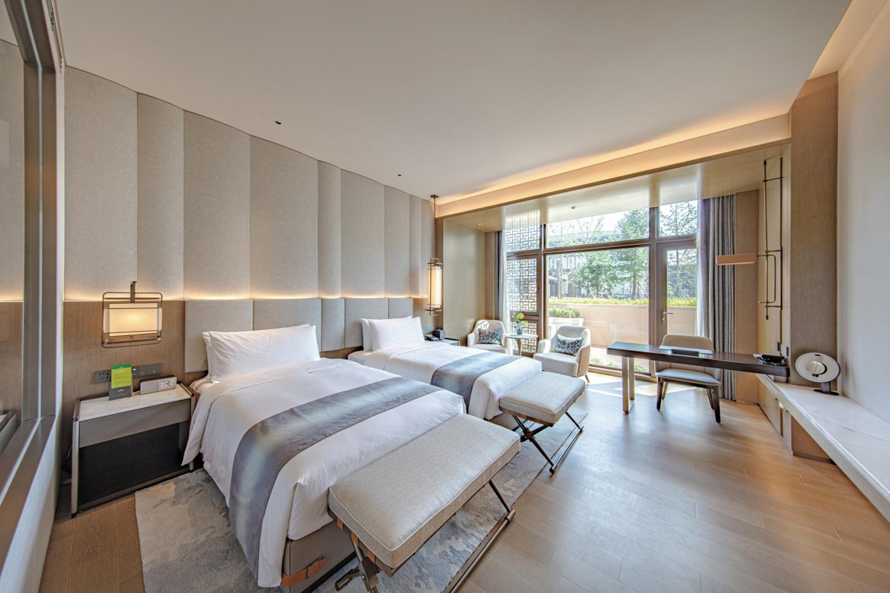 Business King Room photo 3
