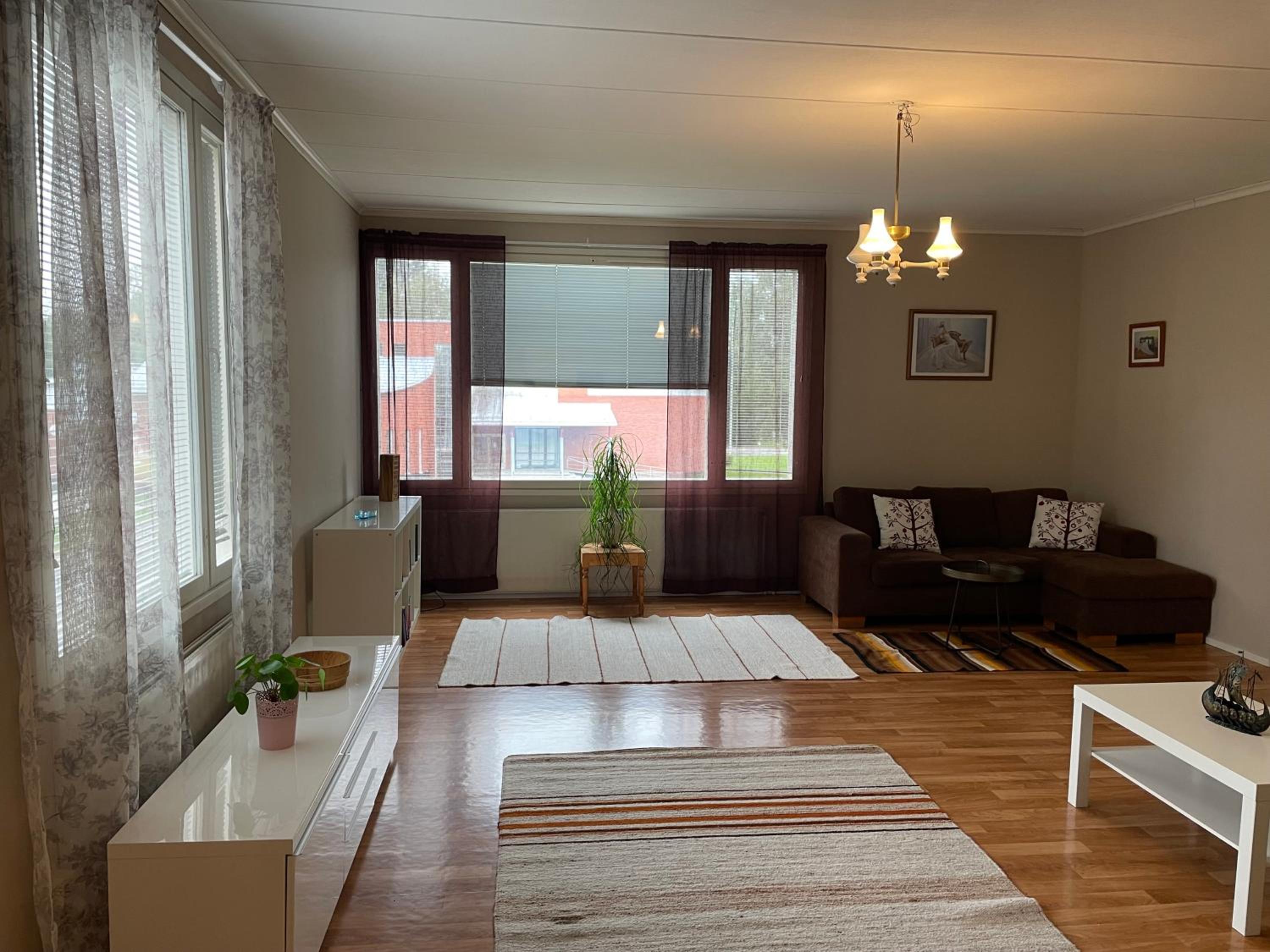Three-Bedroom Apartment photo 1