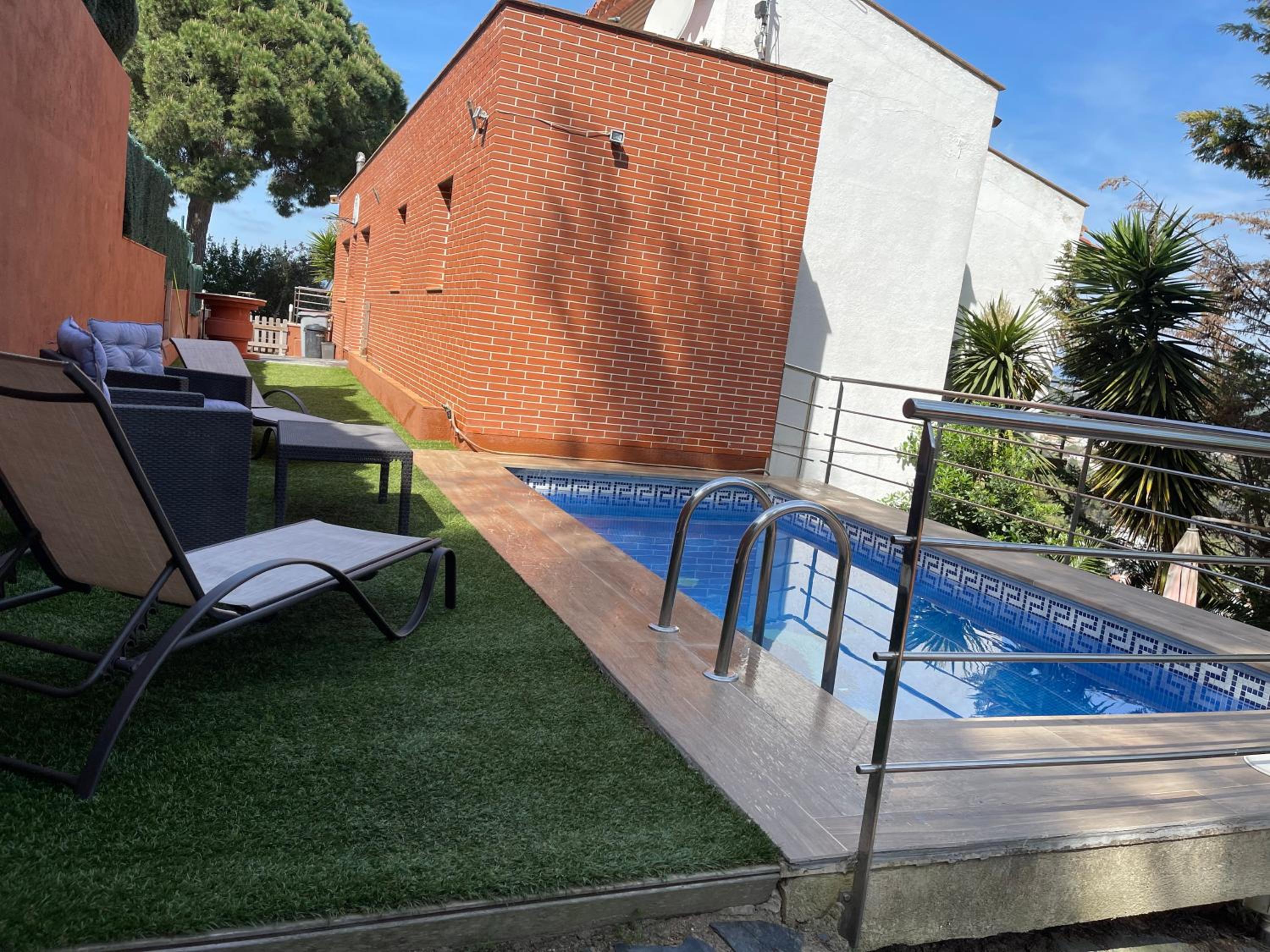Villa photo 2
