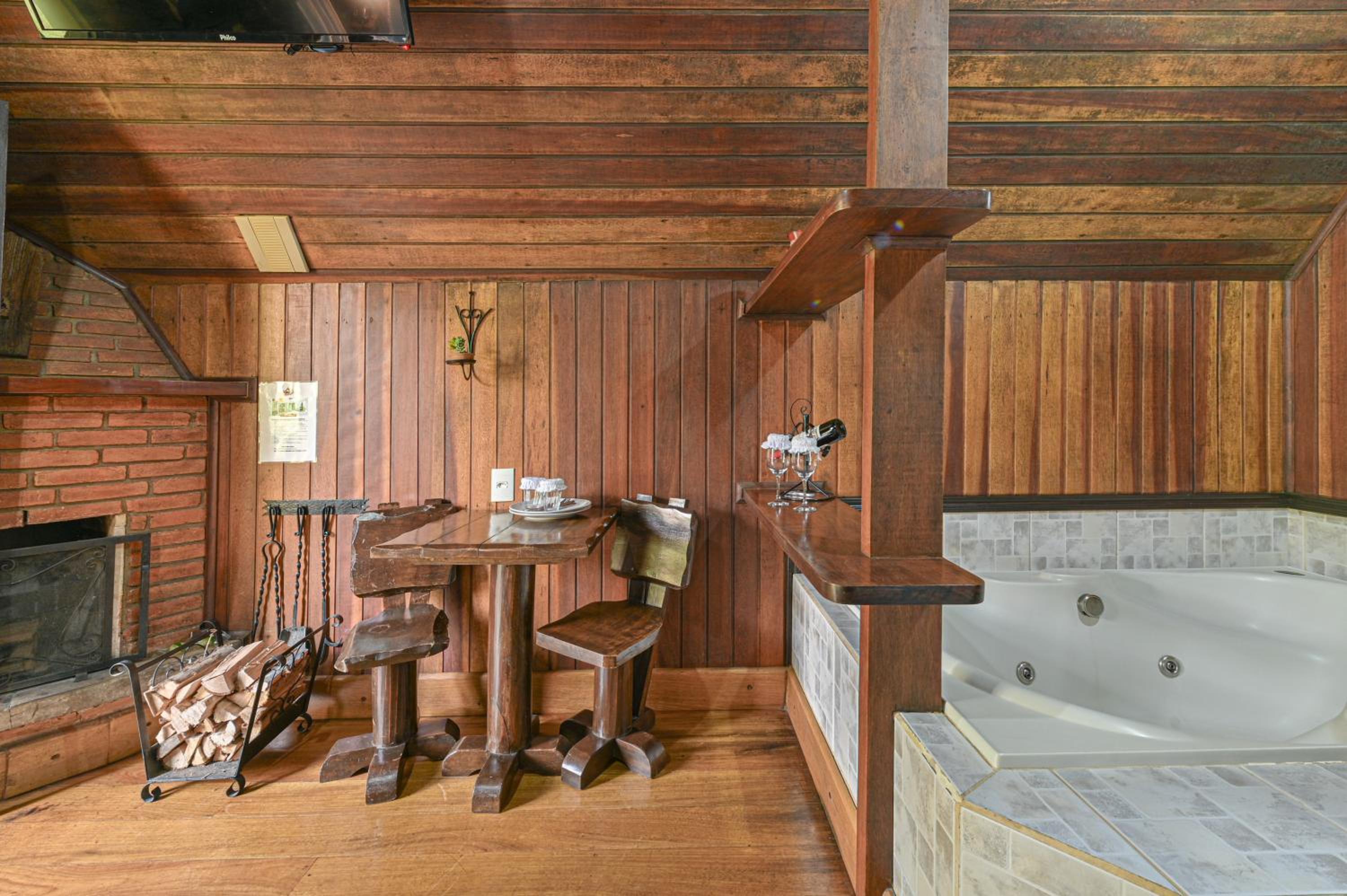 Double Room with Spa Bath photo 3