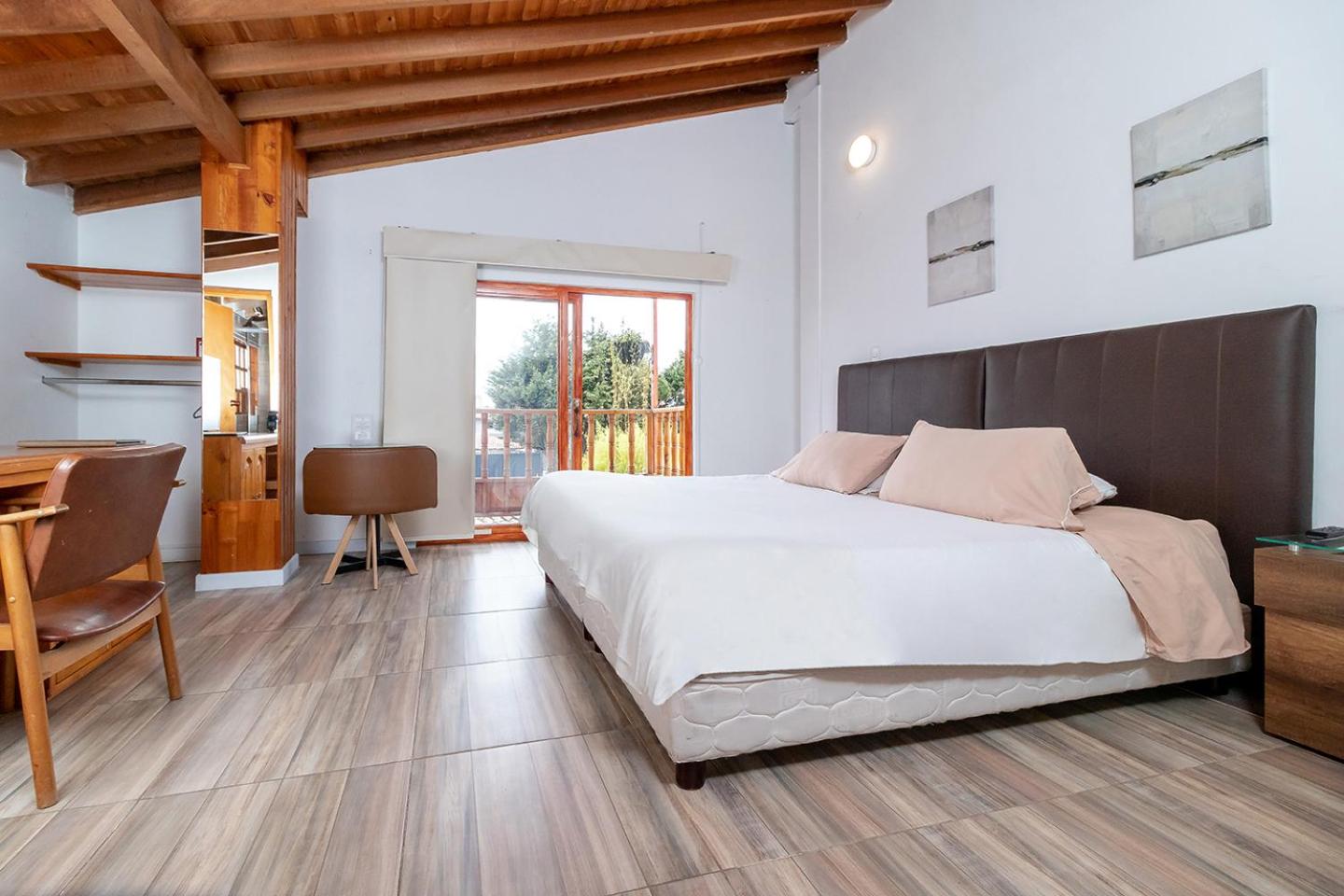 Superior Triple Room photo 3