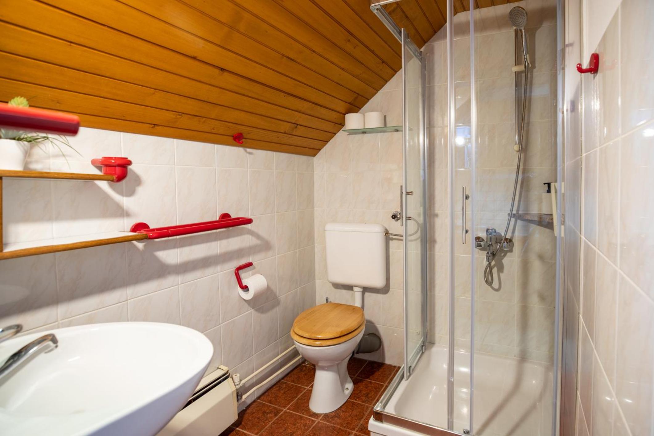 Studio Apartment photo 3