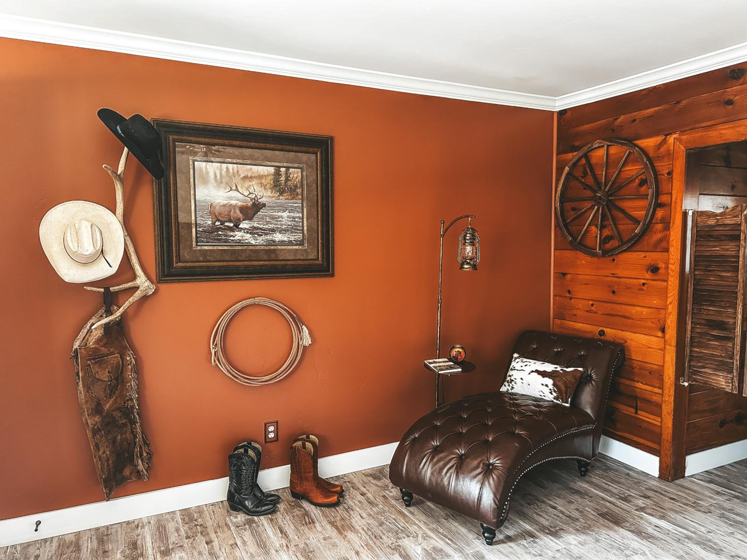 Standard King Room photo 2