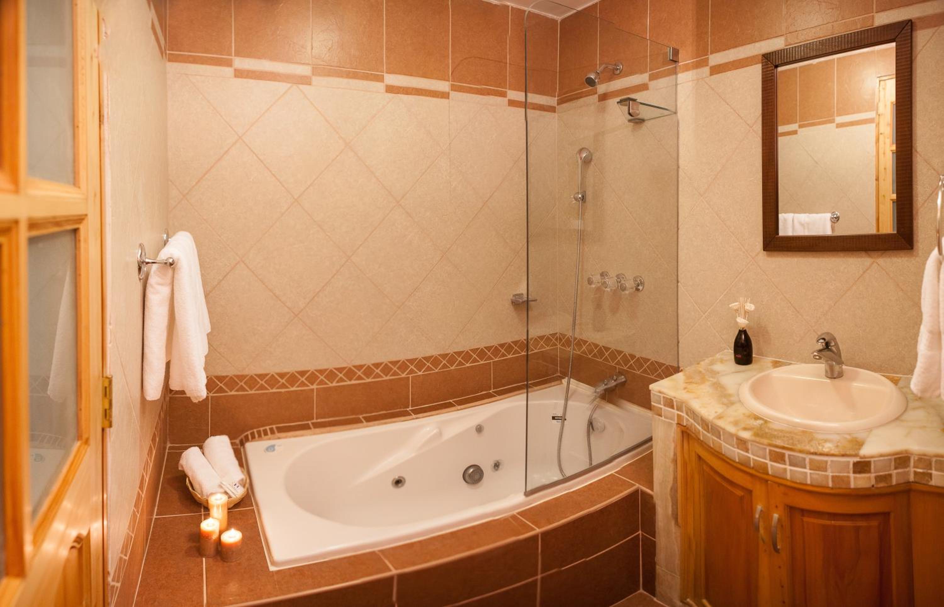 Double Room with Spa Bath